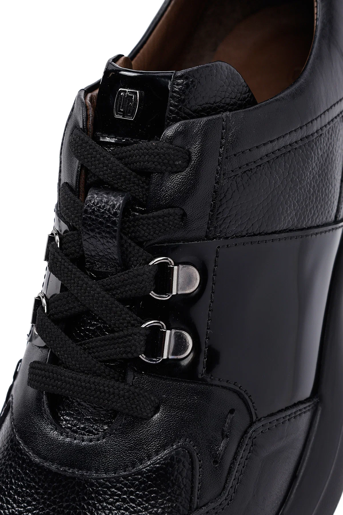 Erkek Siyah Bağcıklı Kalın Tabanlı Deri Casual Sneaker - Image 8