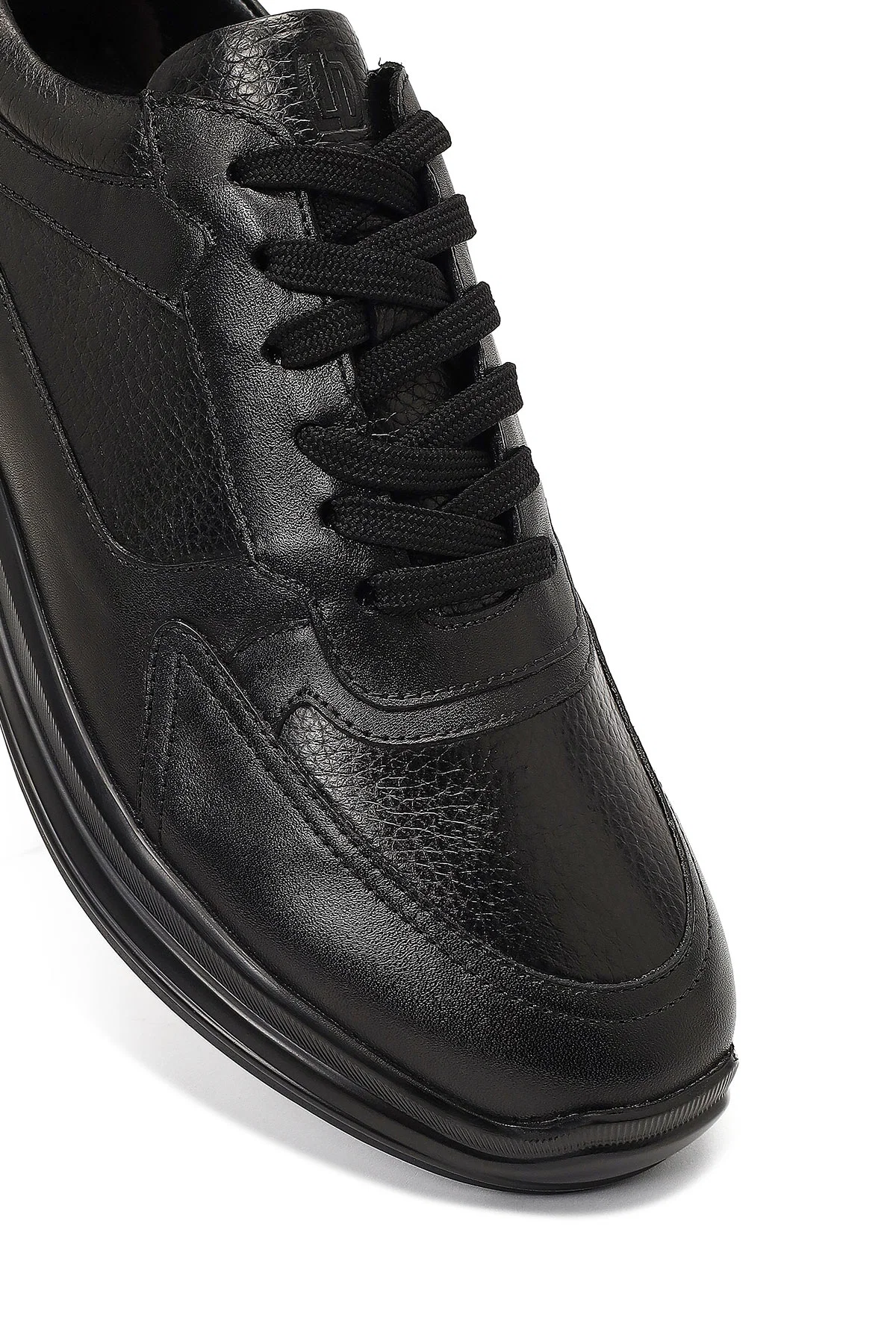 Erkek Siyah Bağcıklı Kalın Tabanlı Deri Casual Sneaker - Image 9