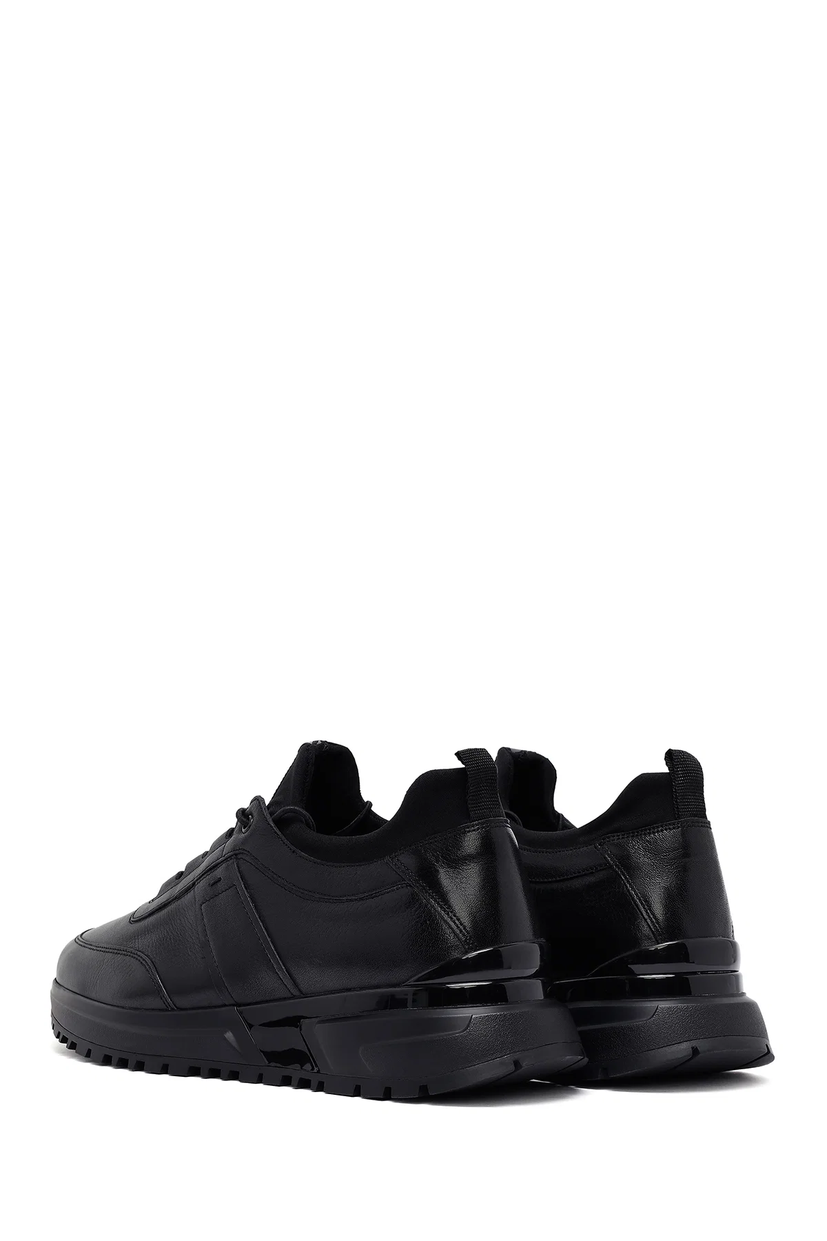 Erkek Siyah Bağcıklı Kalın Tabanlı Deri Casual Sneaker - Image 5