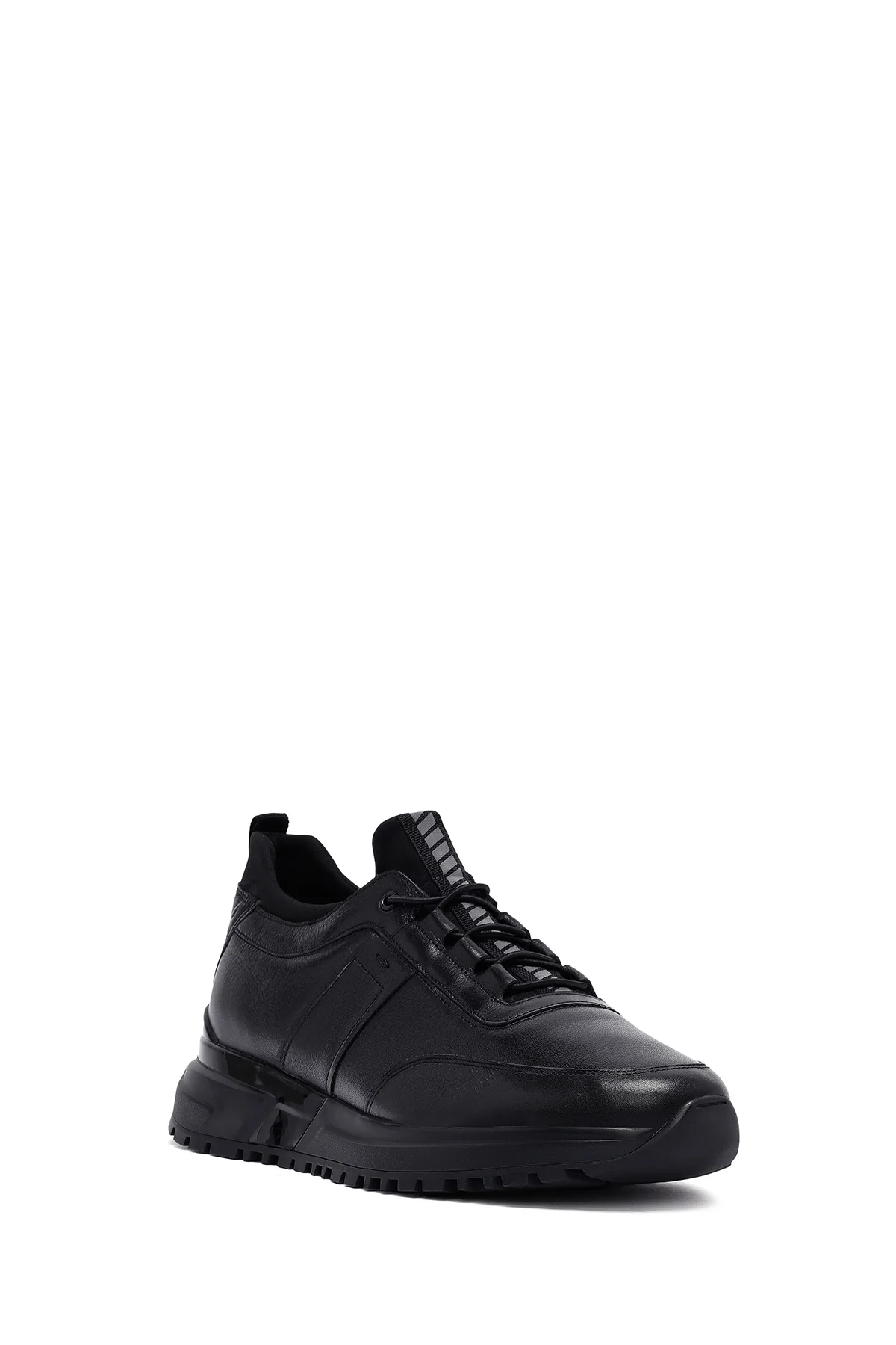 Erkek Siyah Bağcıklı Kalın Tabanlı Deri Casual Sneaker - Image 6