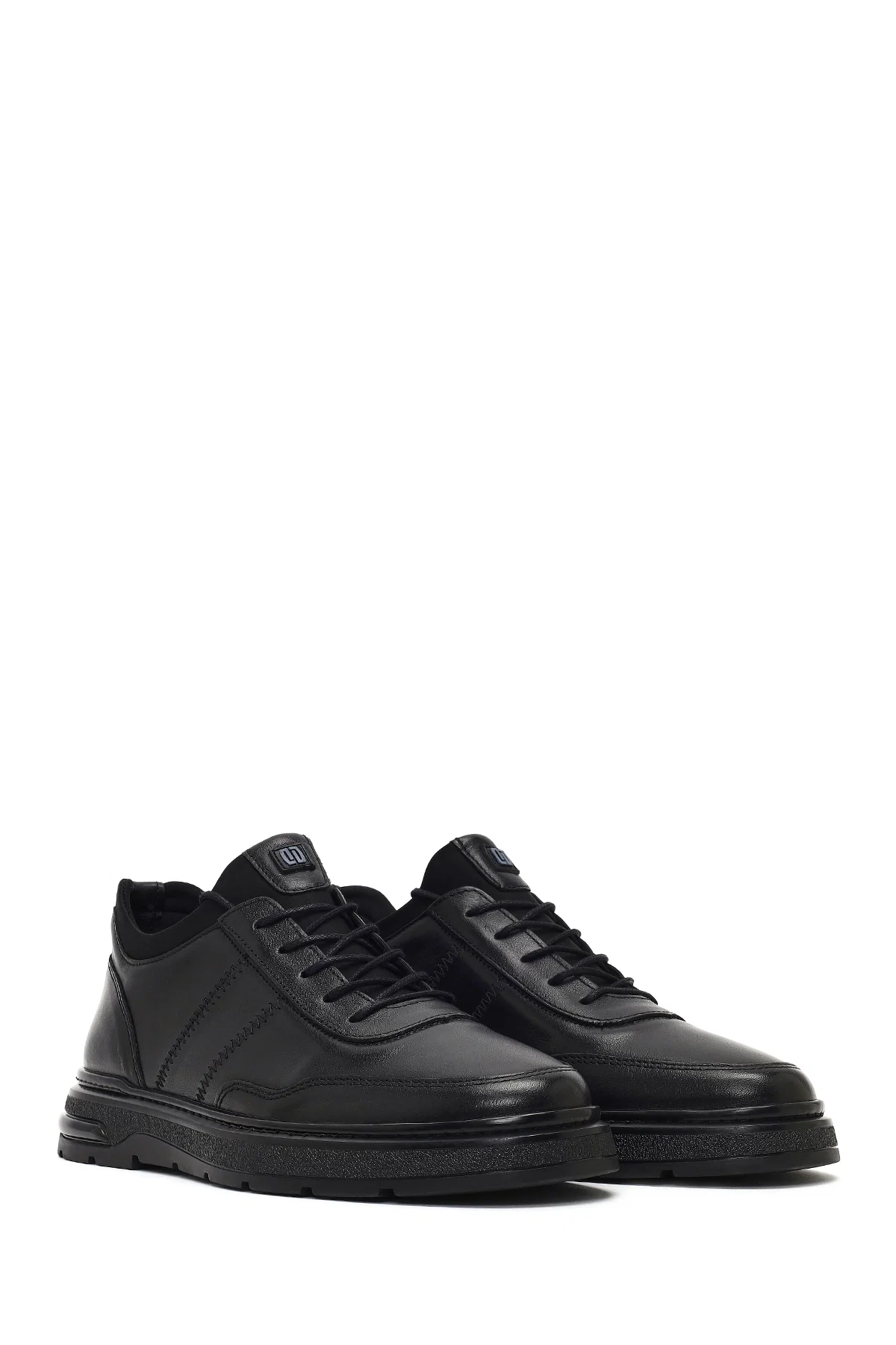 Erkek Siyah Bağcıklı Kalın Tabanlı Deri Casual Sneaker - Image 3