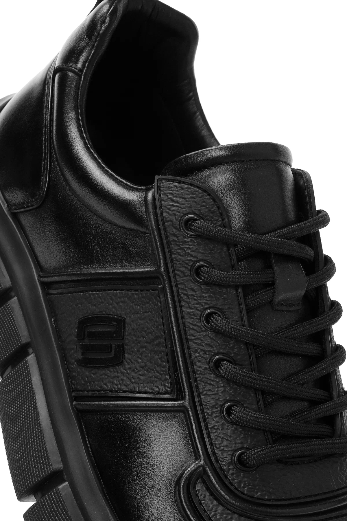 Erkek Siyah Bağcıklı Kalın Tabanlı Deri Casual Sneaker - Image 10