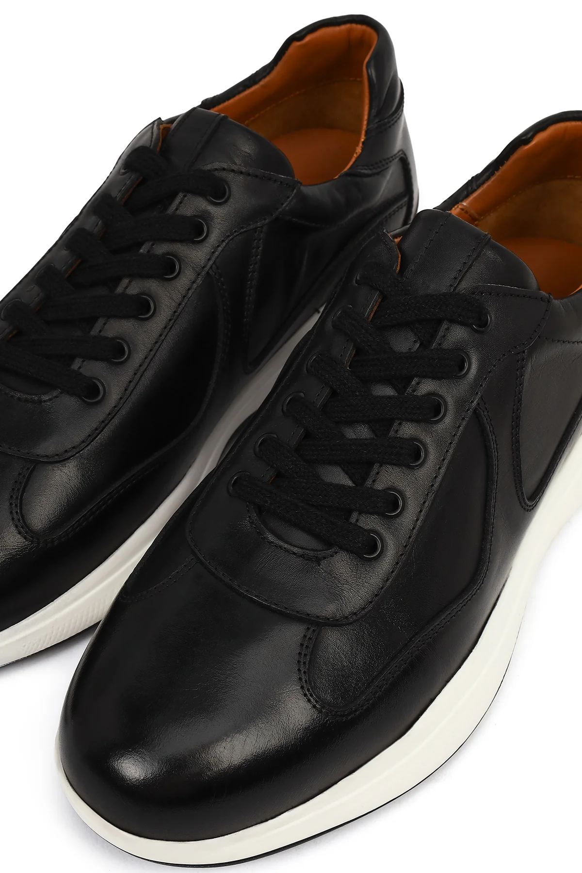 Erkek Siyah Bağcıklı Kalın Tabanlı Deri Casual Sneaker - Image 10