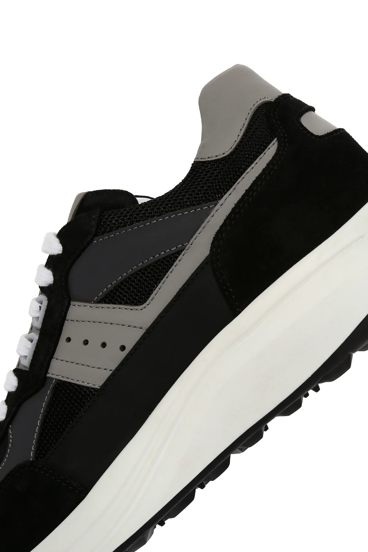 Erkek Siyah Bağcıklı Kalın Tabanlı Deri Sneaker - Image 8