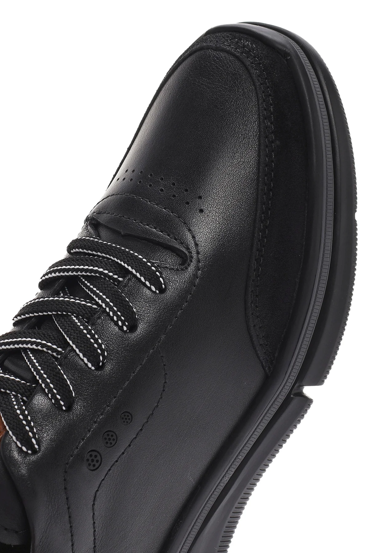 Erkek Siyah Bağcıklı Kalın Tabanlı Deri Sneaker - Image 8
