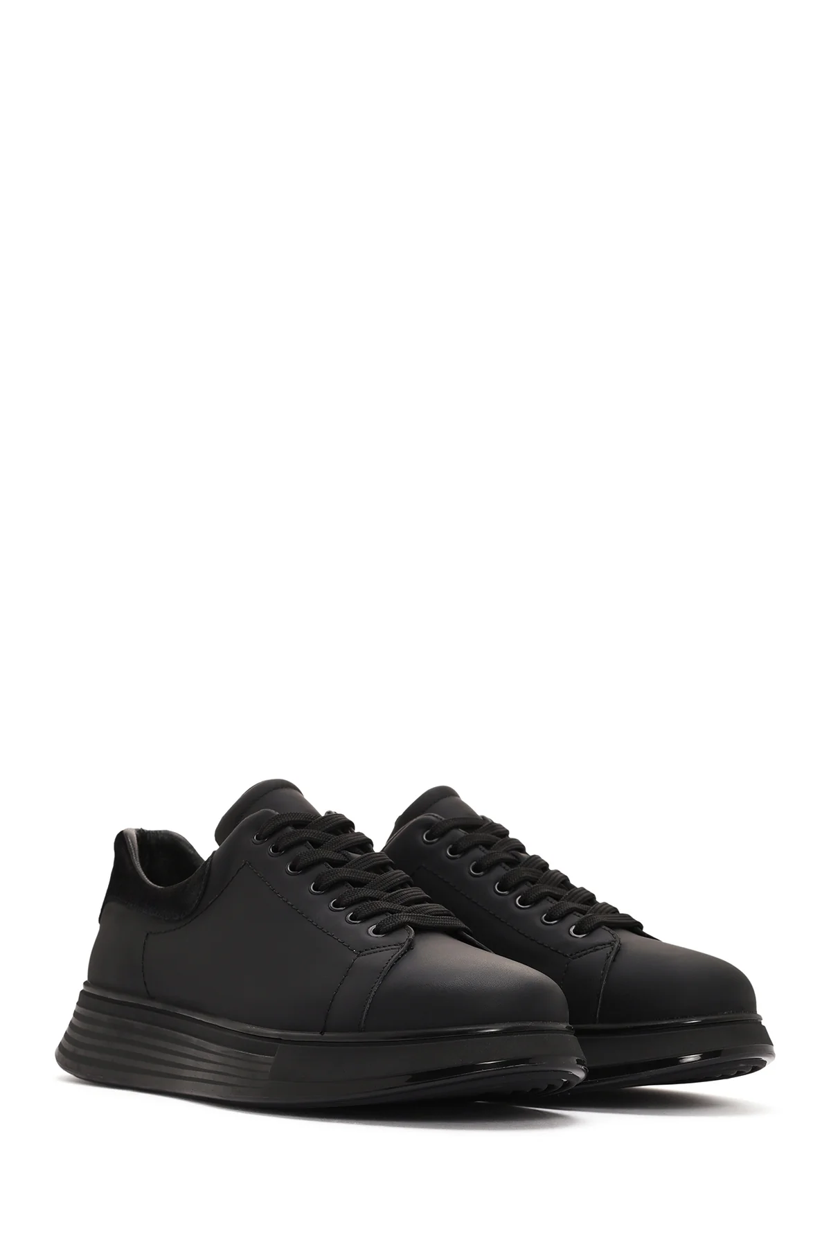 Erkek Siyah Bağcıklı Kalın Tabanlı Deri Sneaker - Image 3