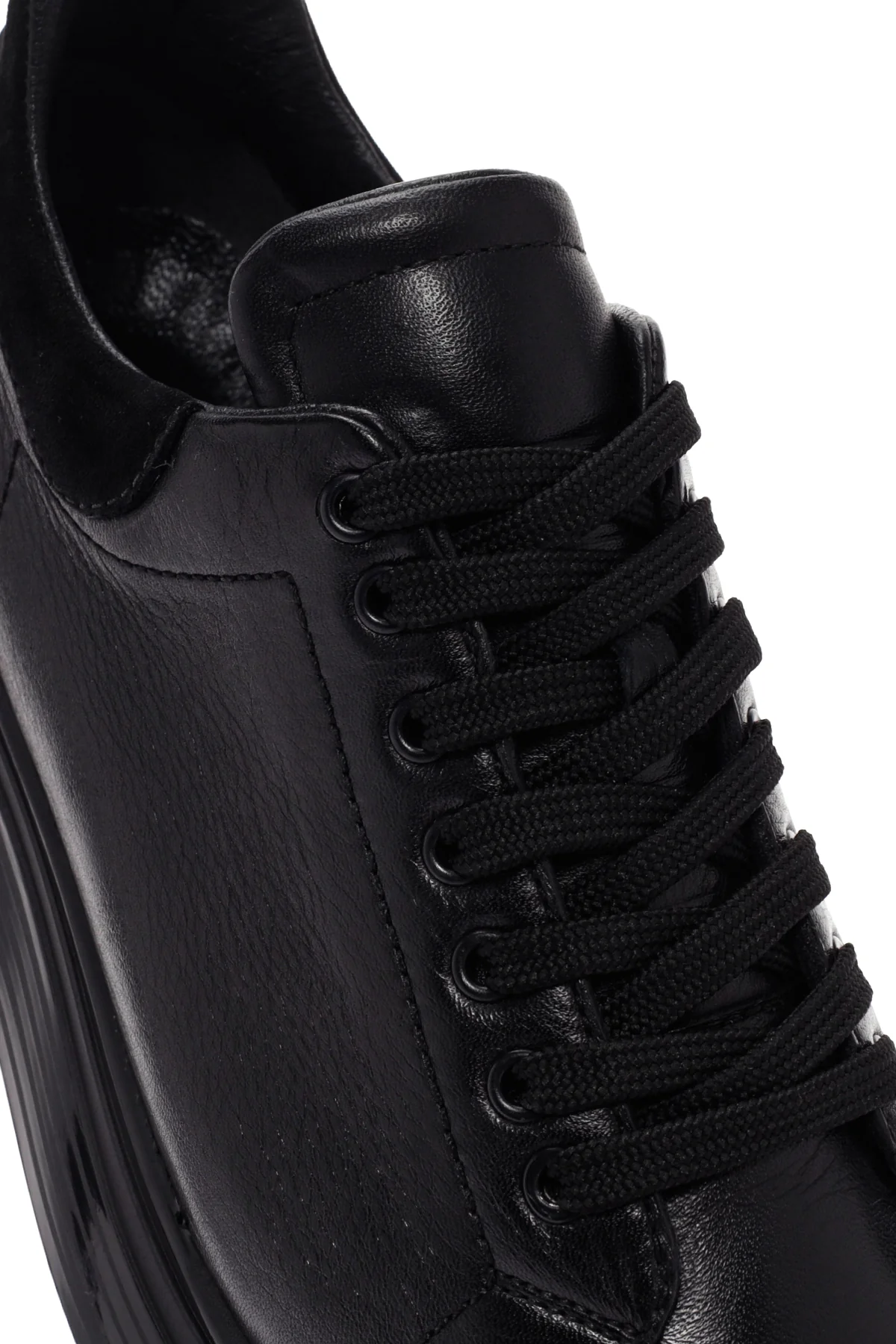 Erkek Siyah Bağcıklı Kalın Tabanlı Deri Sneaker - Image 11
