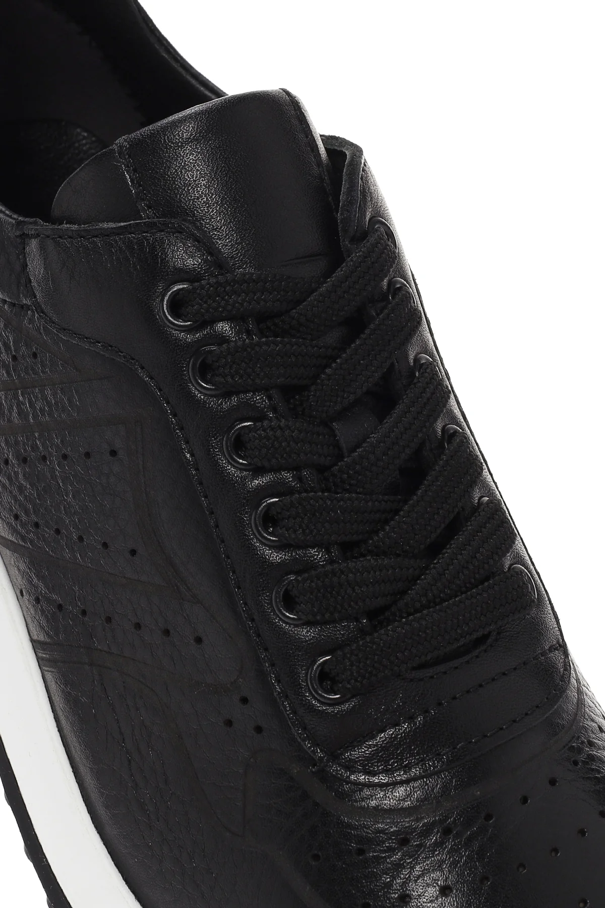 Erkek Siyah Bağcıklı Kalın Tabanlı Deri Sneaker - Image 9