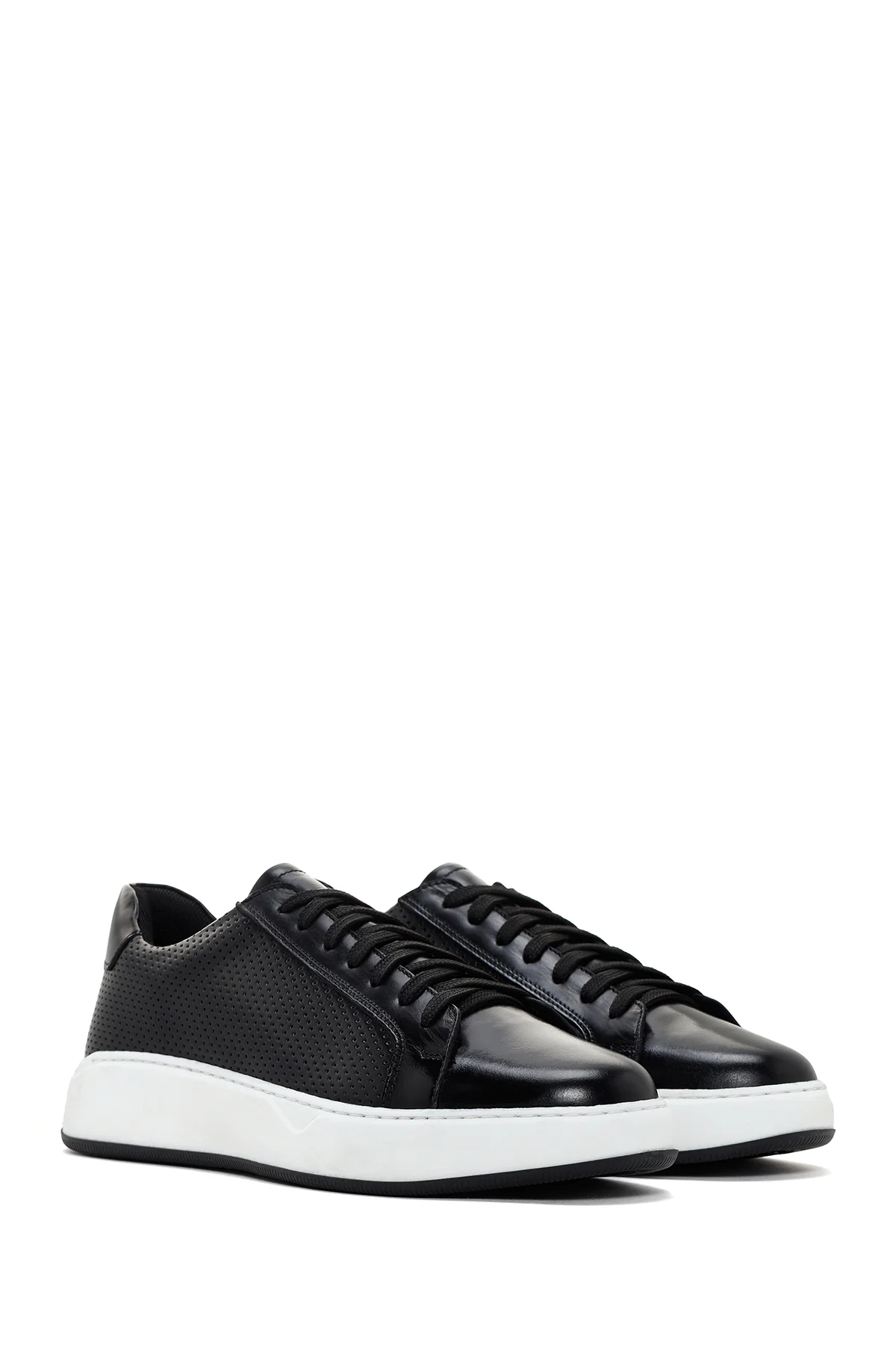 Erkek Siyah Bağcıklı Kalın Tabanlı Deri Sneaker - Image 3