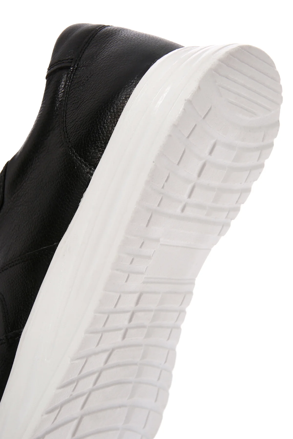 Erkek Siyah Bağcıklı Kalın Tabanlı Deri Sneaker - Image 9