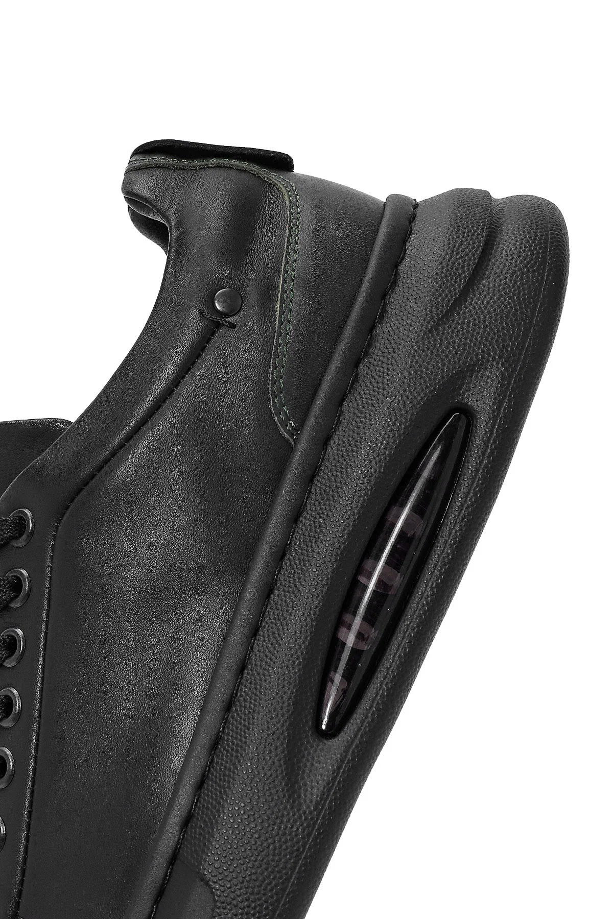 Erkek Siyah Bağcıklı Kalın Tabanlı Deri Sneaker - Image 10