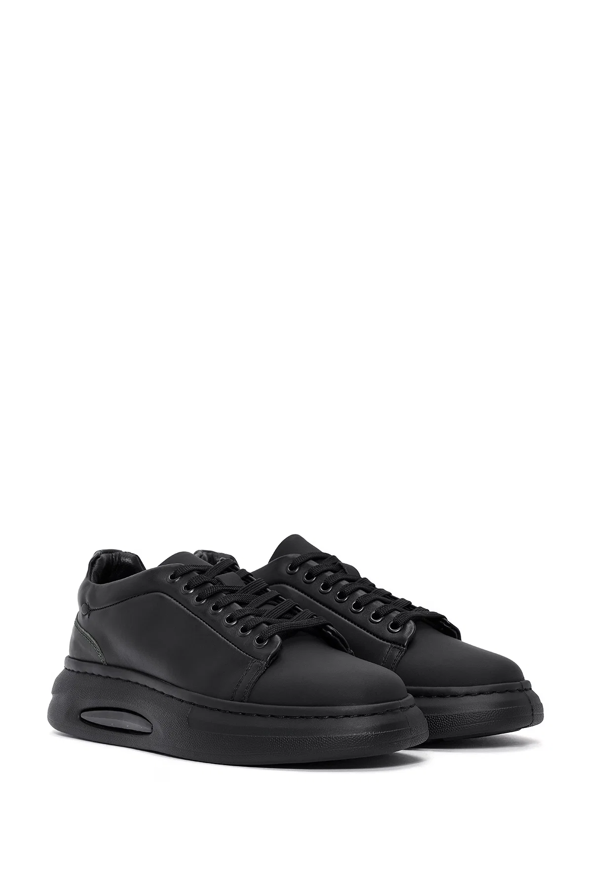 Erkek Siyah Bağcıklı Kalın Tabanlı Deri Sneaker - Image 3