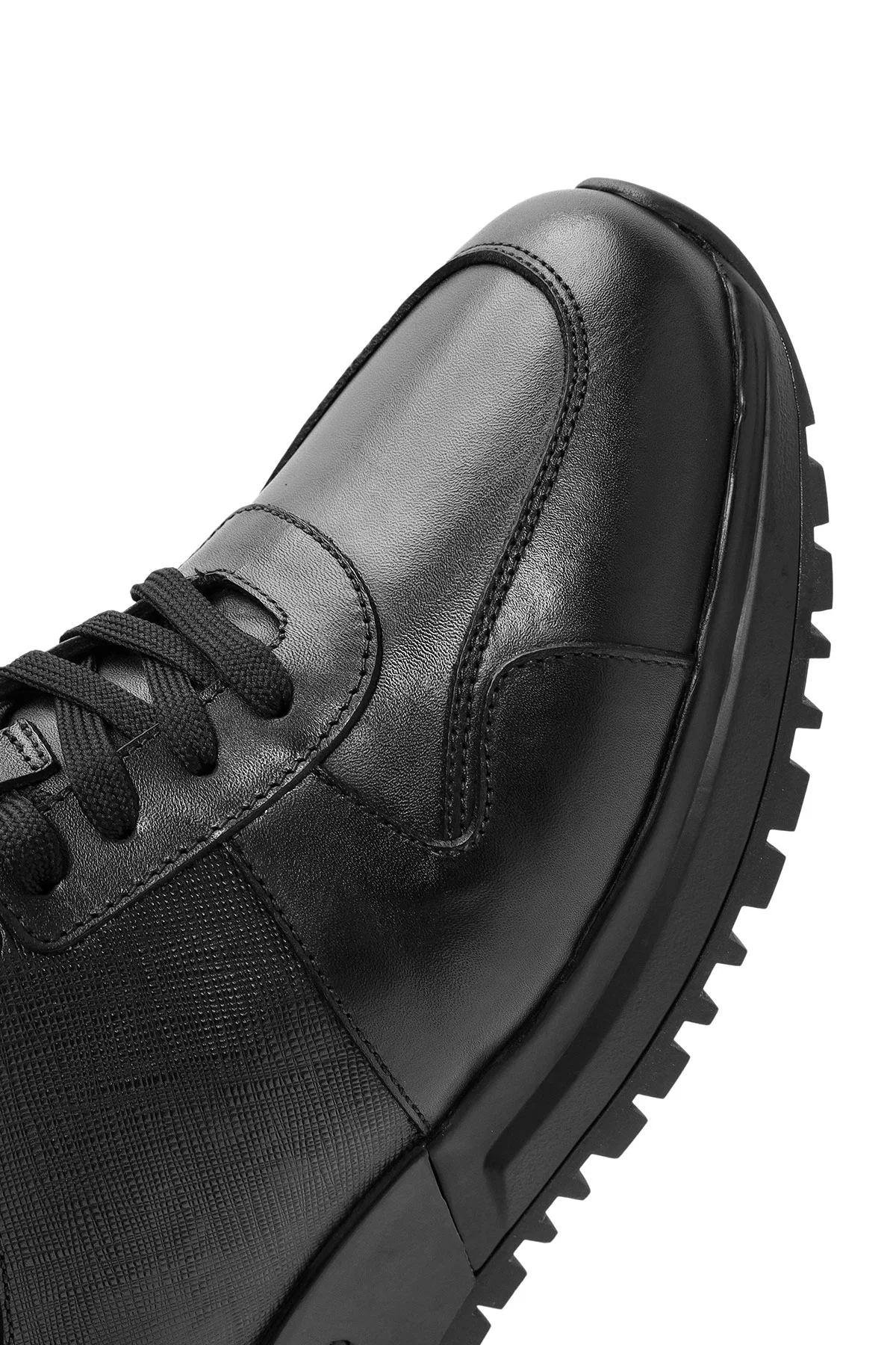 Erkek Siyah Bağcıklı Kalın Tabanlı Deri Sneaker - Image 10