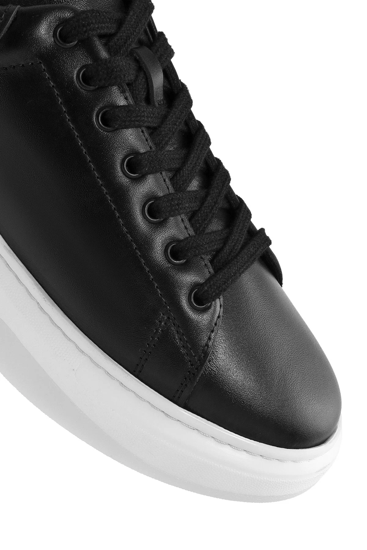 Erkek Siyah Bağcıklı Kalın Tabanlı Deri Sneaker - Image 8