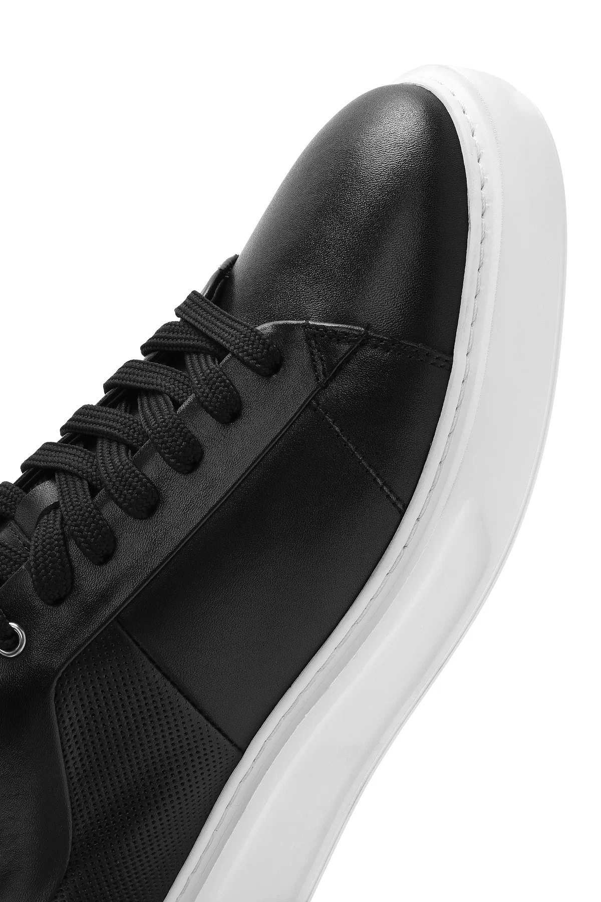 Erkek Siyah Bağcıklı Kalın Tabanlı Deri Sneaker - Image 10