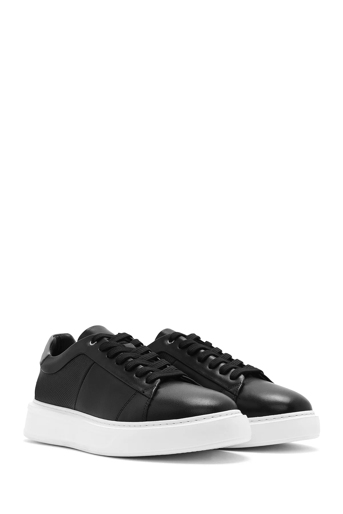 Erkek Siyah Bağcıklı Kalın Tabanlı Deri Sneaker - Image 3