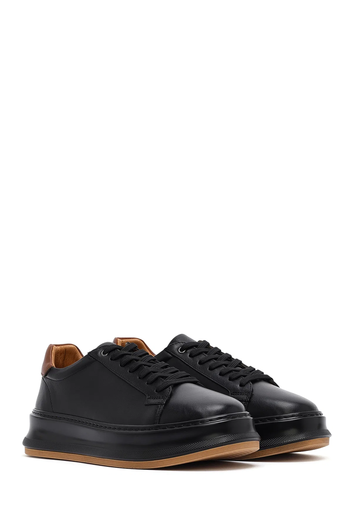Erkek Siyah Bağcıklı Kalın Tabanlı Deri Sneaker - Image 3