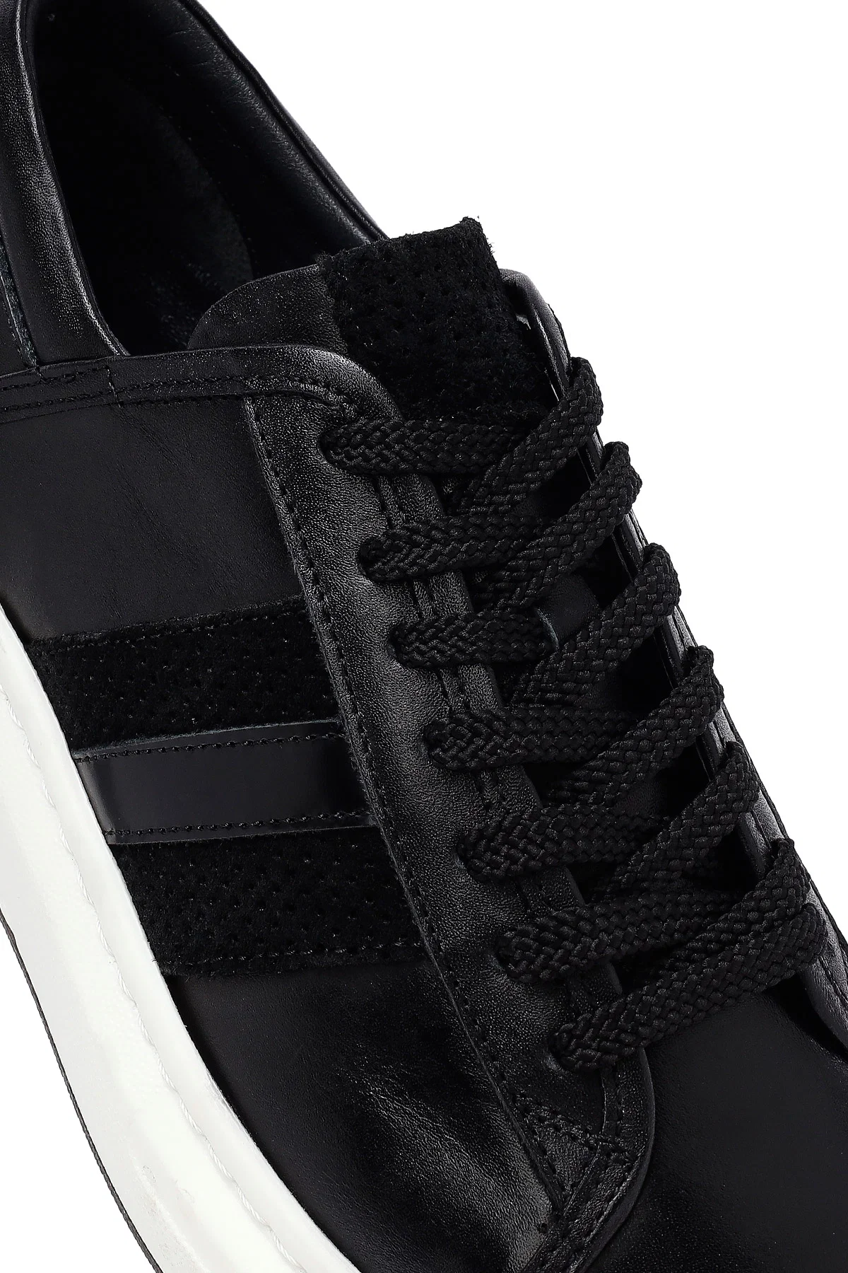 Erkek Siyah Bağcıklı Kalın Tabanlı Deri Sneaker - Image 9