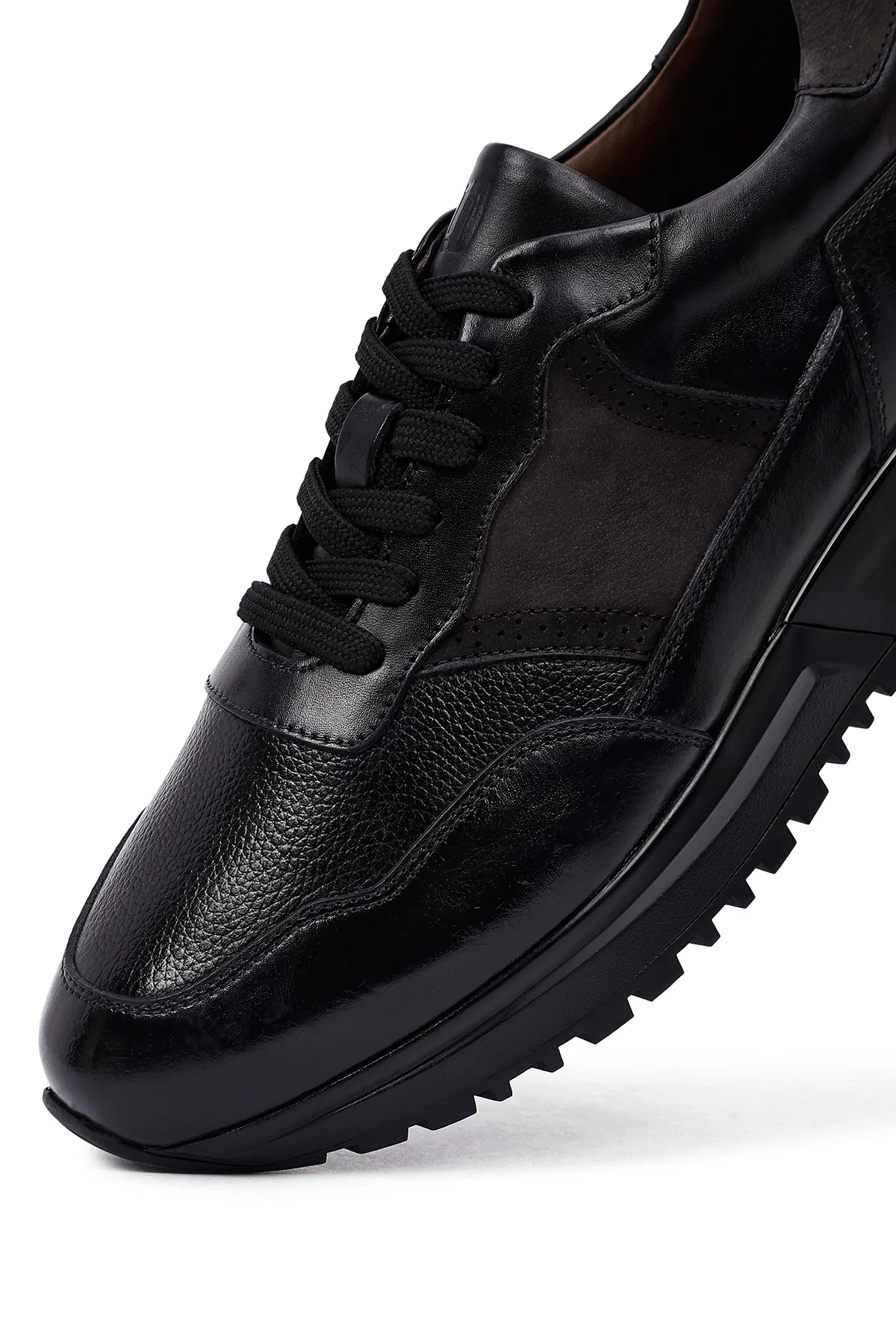 Erkek Siyah Bağcıklı Kalın Tabanlı Deri Casual Sneaker - Image 9