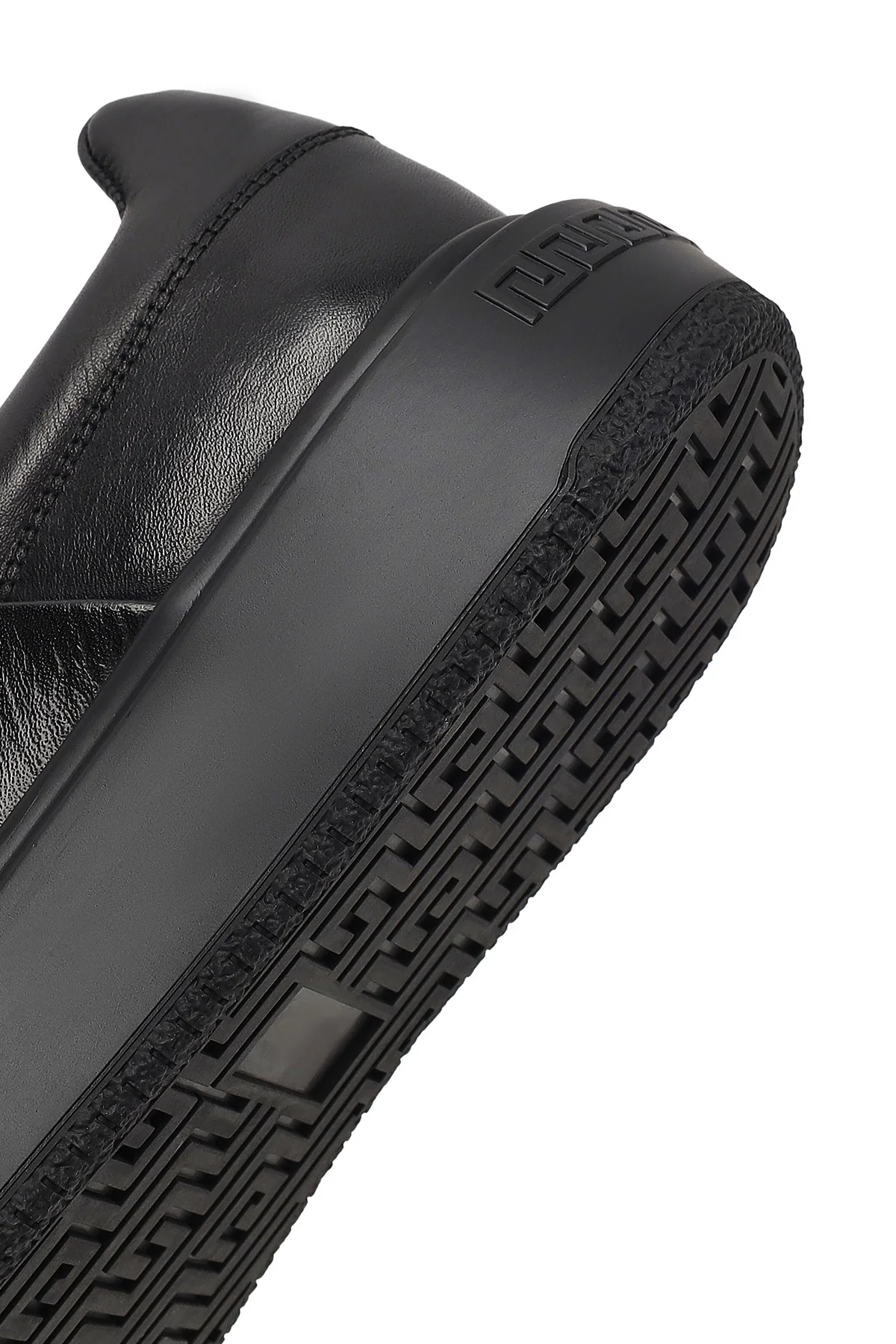 Erkek Siyah Bağcıklı Kalın Tabanlı Deri Sneaker - Image 8