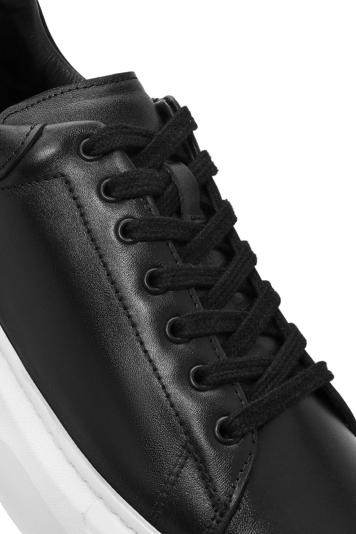 Erkek Siyah Bağcıklı Kalın Tabanlı Deri Sneaker - Image 9