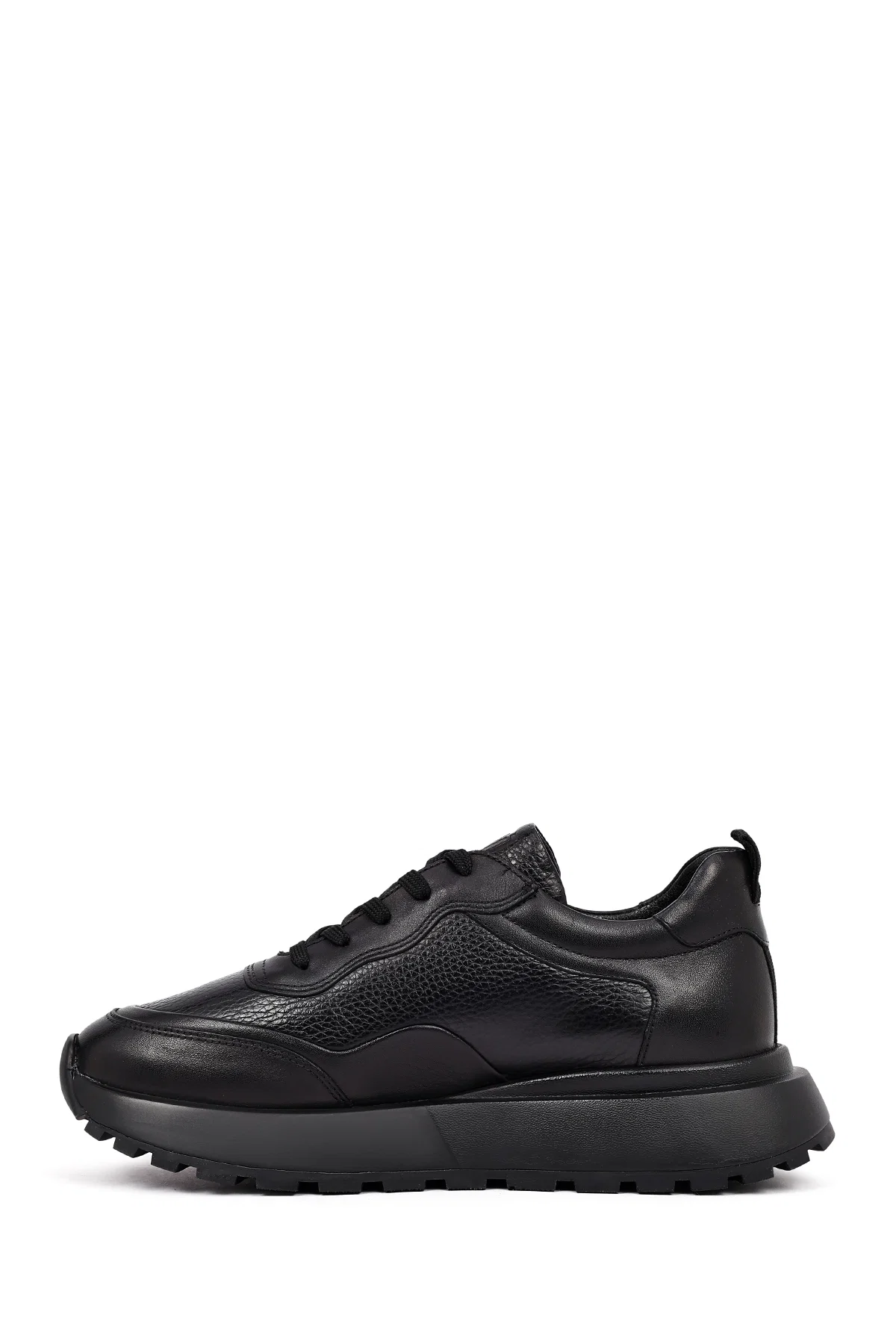Erkek Siyah Bağcıklı Kalın Tabanlı Deri Sneaker - Image 2