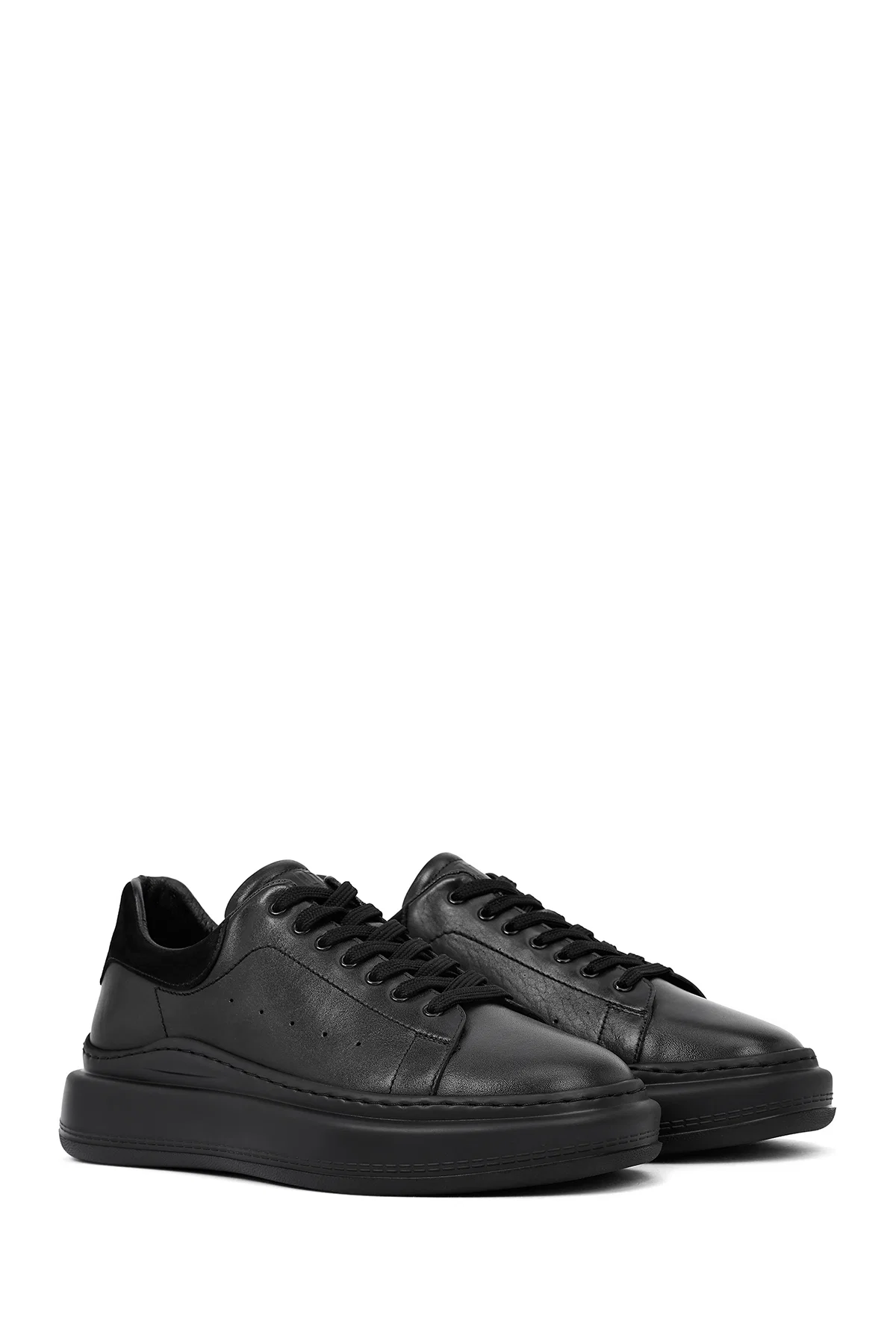 Erkek Siyah Bağcıklı Kalın Tabanlı Deri Sneaker - Image 3