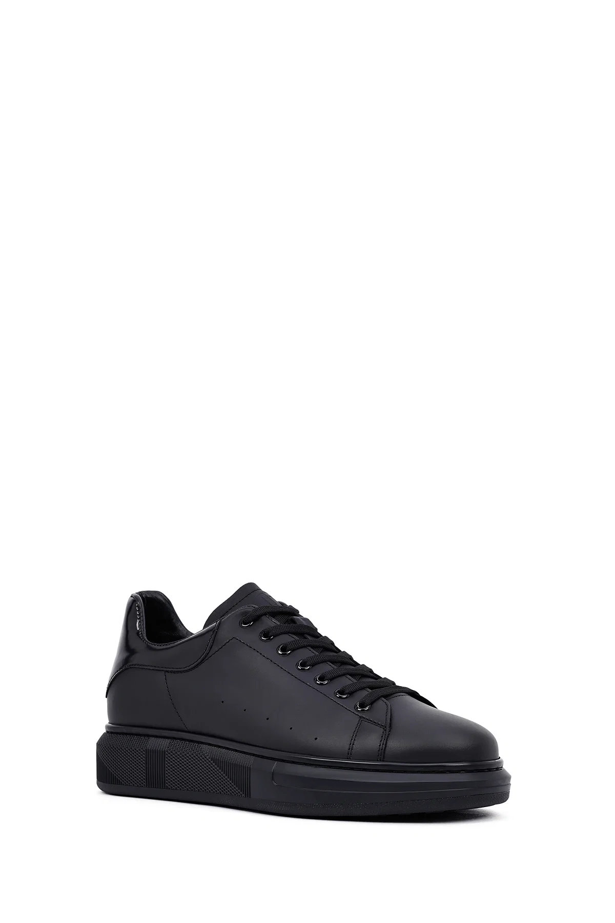Erkek Siyah Bağcıklı Kalın Tabanlı Deri Sneaker - Image 6