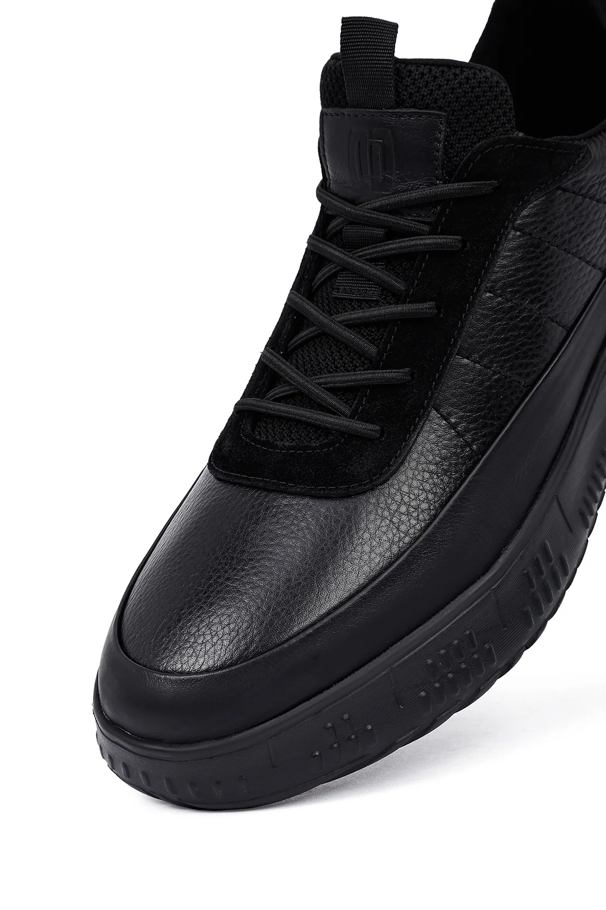 Erkek Siyah Bağcıklı Kalın Tabanlı Deri Sneaker - Image 10