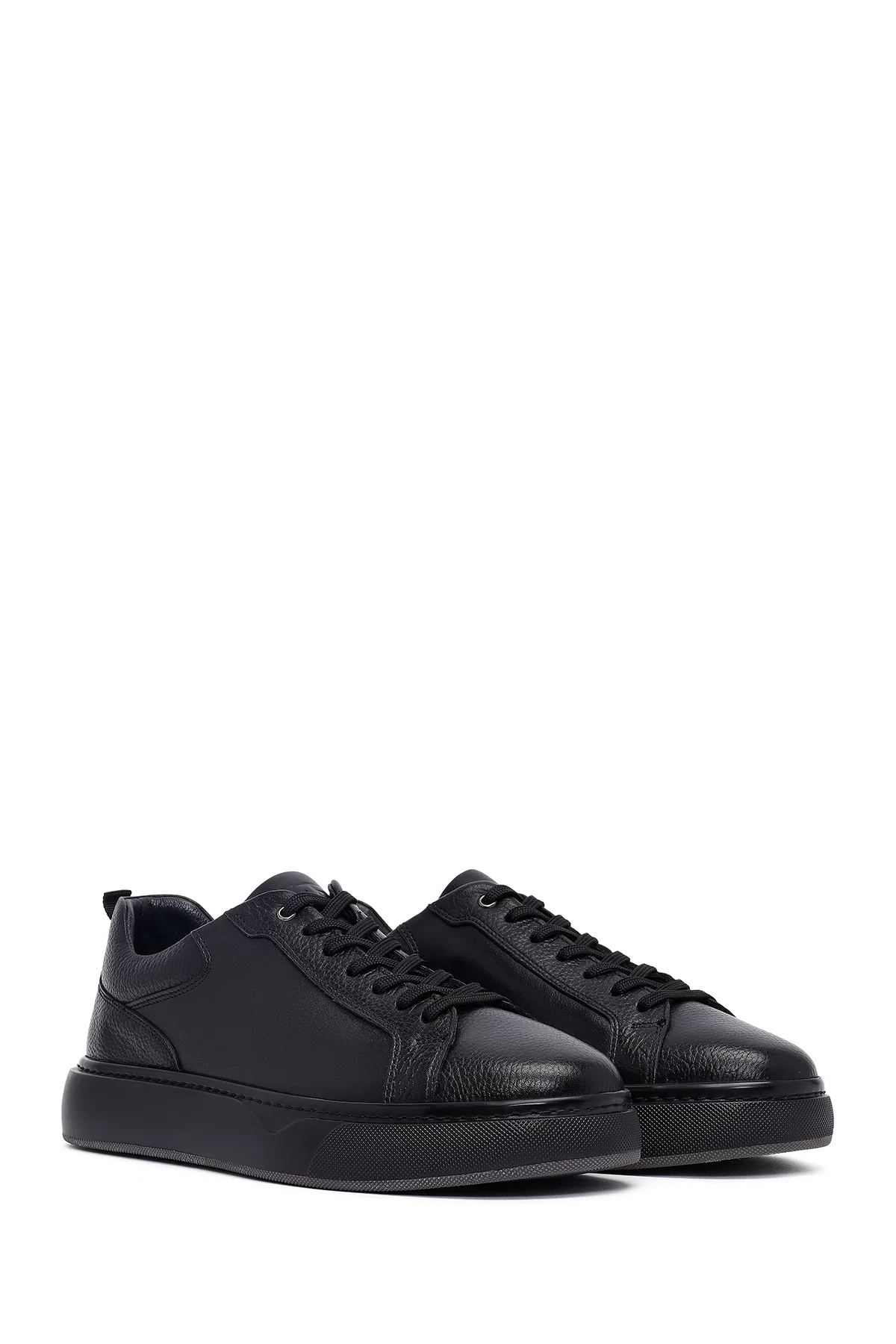 Erkek Siyah Bağcıklı Kalın Tabanlı Deri Sneaker - Image 3