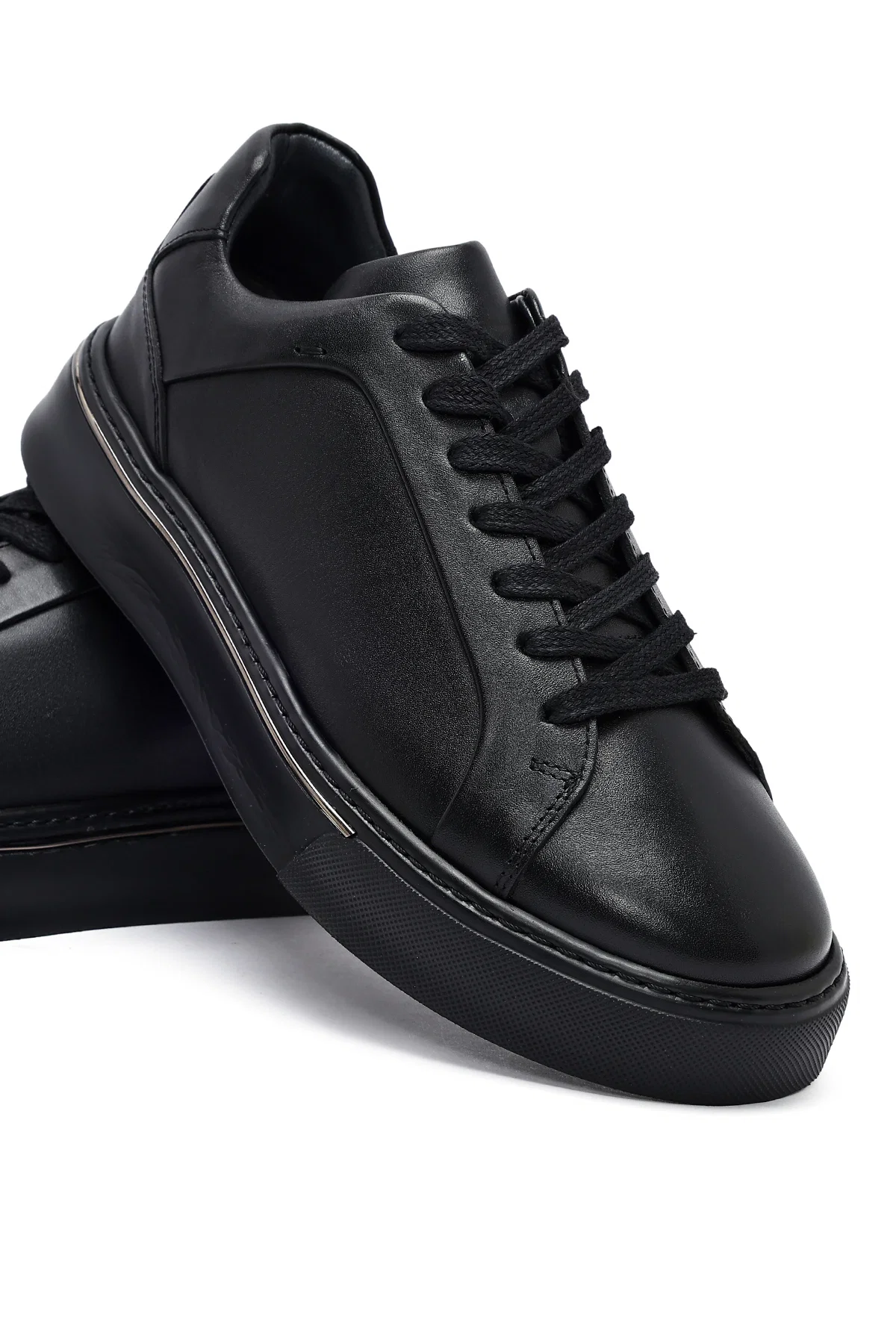 Erkek Siyah Bağcıklı Kalın Tabanlı Deri Sneaker - Image 10