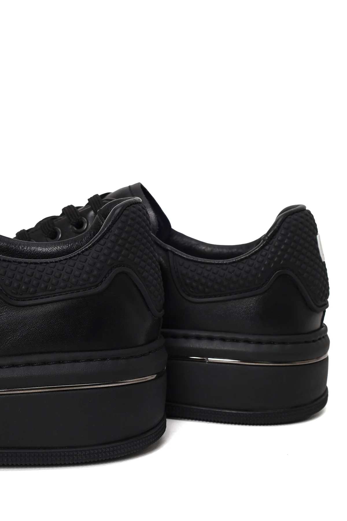 Erkek Siyah Bağcıklı Kalın Tabanlı Deri Sneaker - Image 11