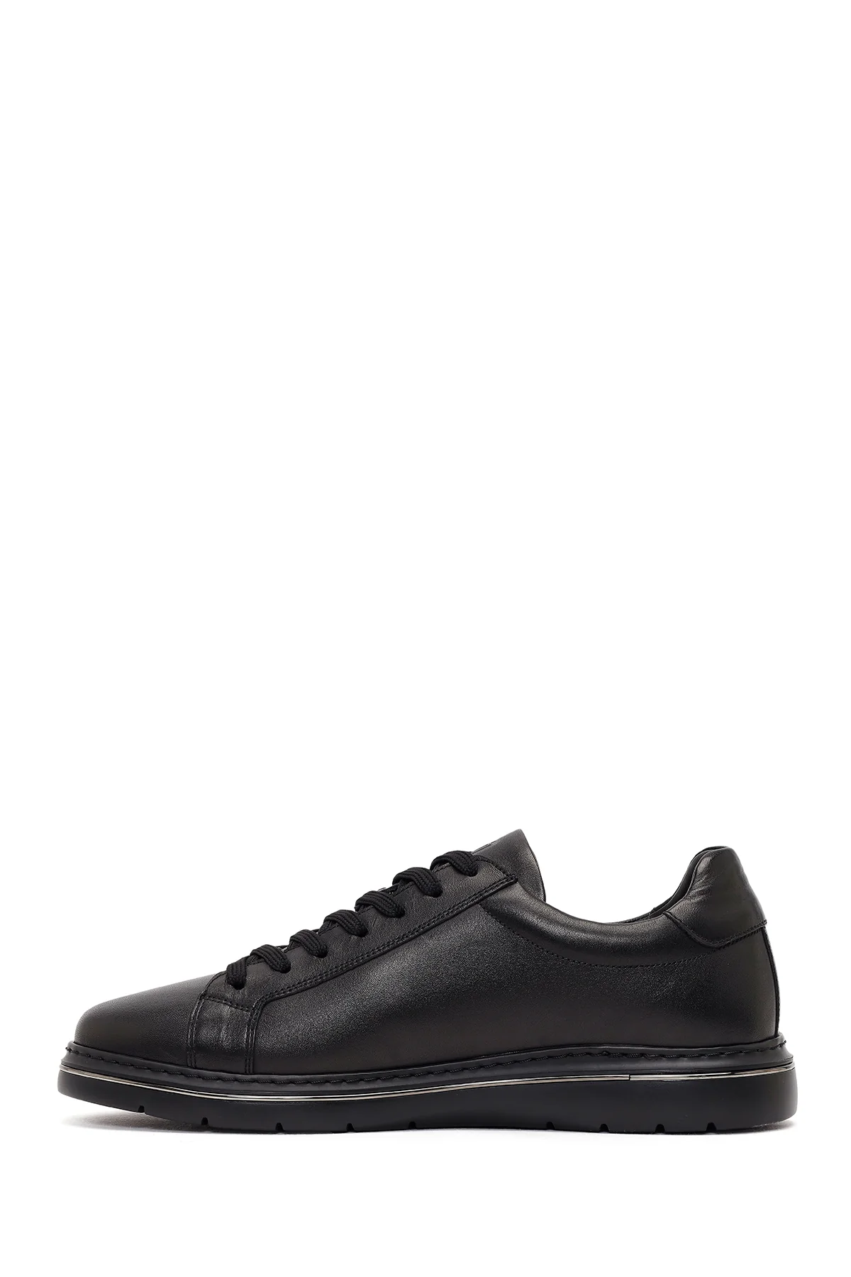 Erkek Siyah Bağcıklı Kalın Tabanlı Deri Sneaker - Image 4
