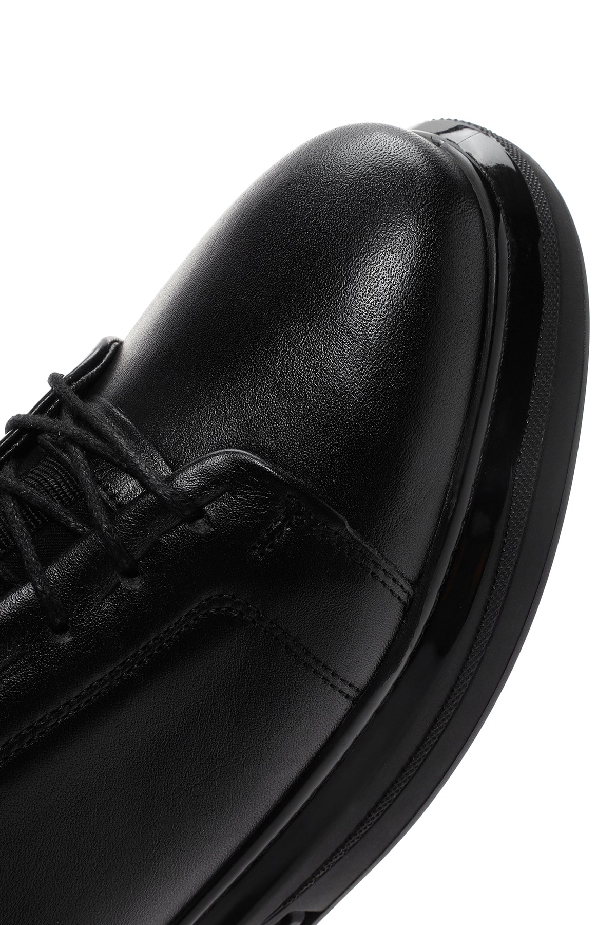 Erkek Siyah Bağcıklı Kalın Tabanlı Deri Sneaker - Image 9