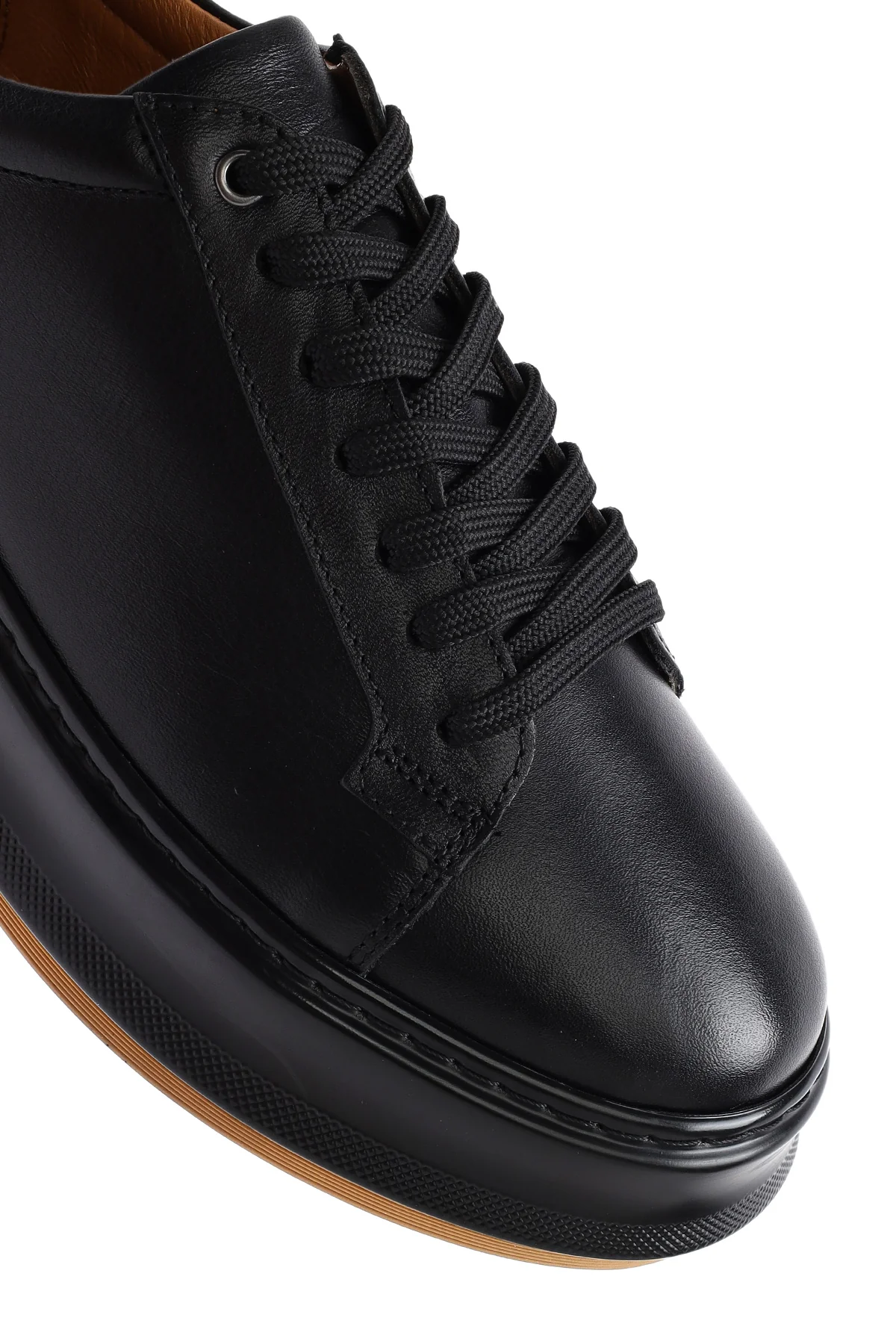 Erkek Siyah Bağcıklı Kalın Tabanlı Deri Sneaker - Image 9