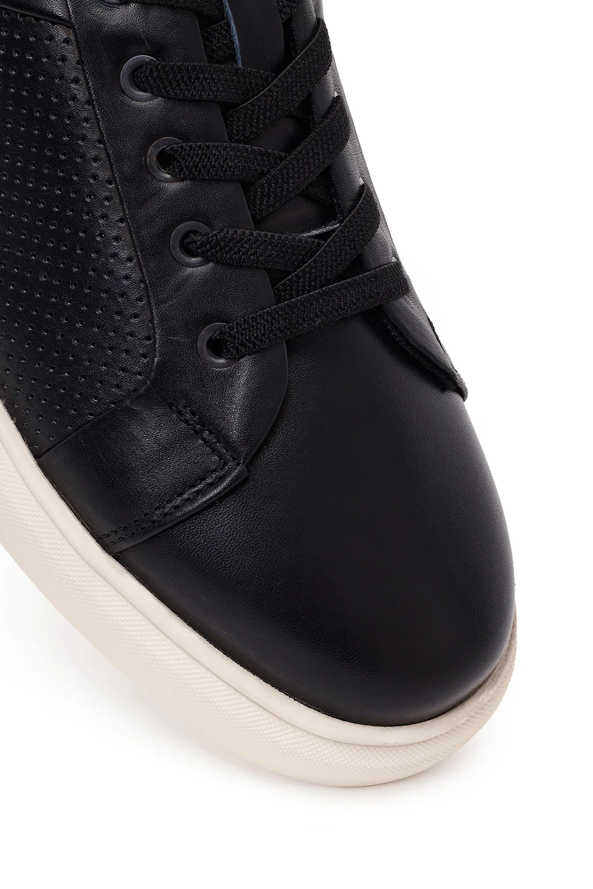 Erkek Siyah Bağcıklı Kalın Tabanlı Deri Sneaker - Image 9