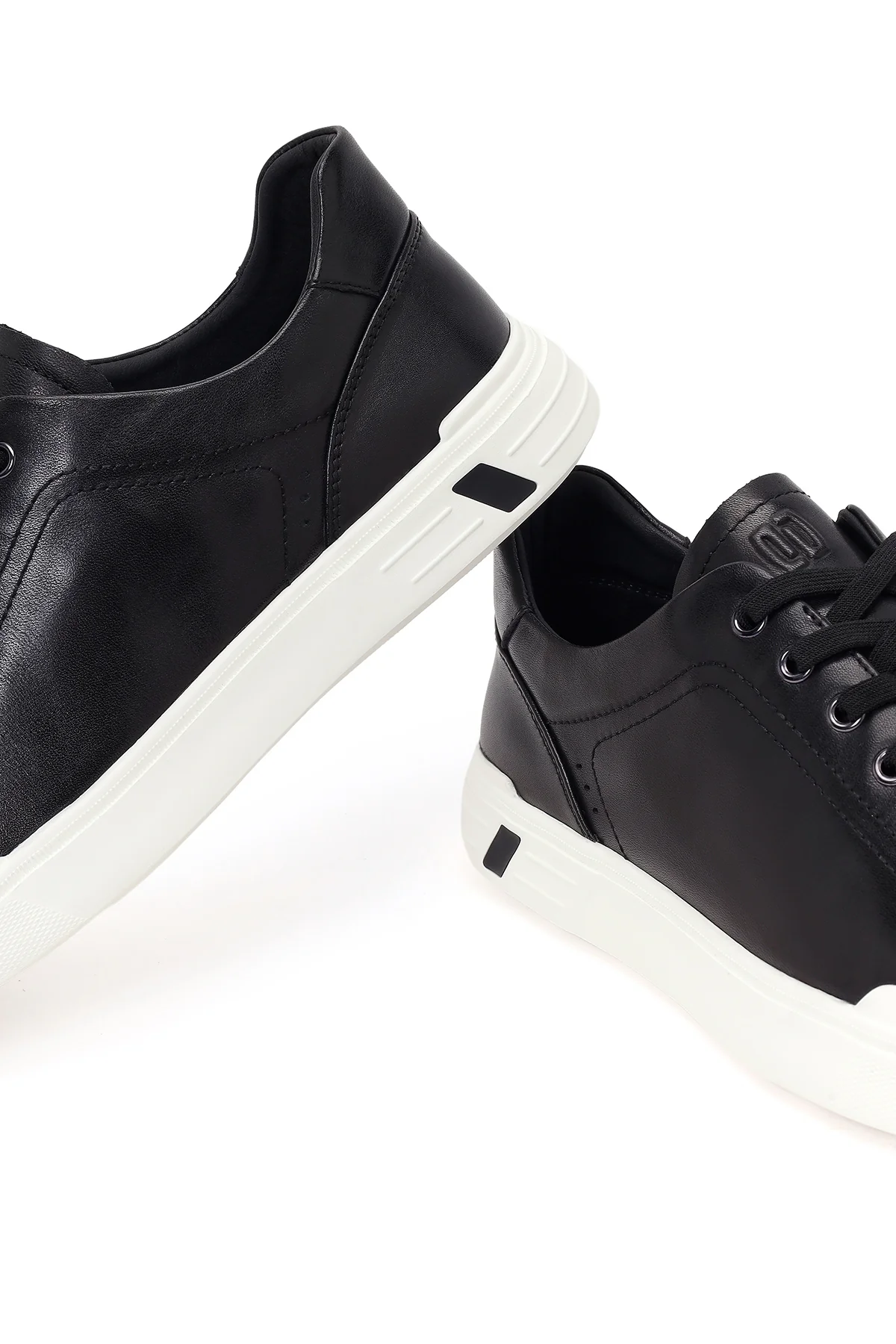 Erkek Siyah Bağcıklı Kalın Tabanlı Deri Sneaker - Image 10