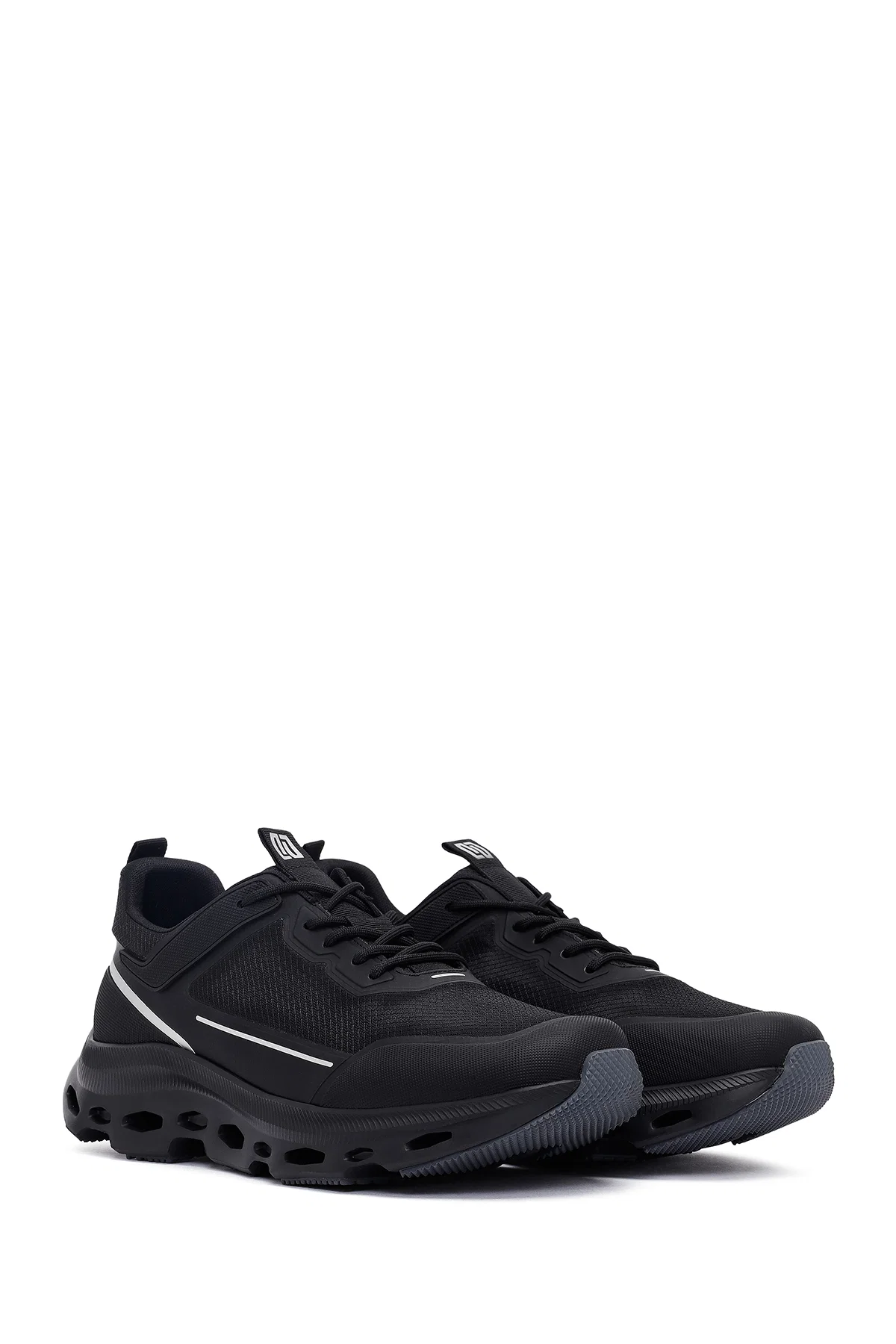 Erkek Siyah Bağcıklı Kalın Tabanlı Kumaş Sneaker - Image 3