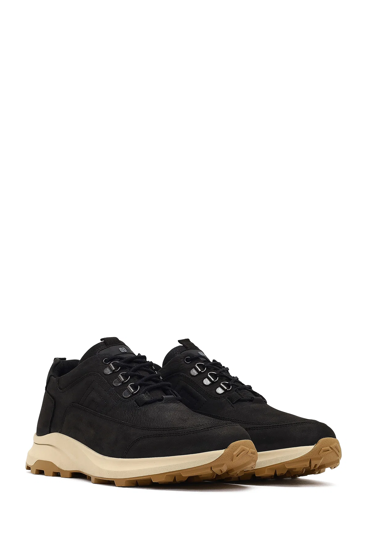 Erkek Siyah Bağcıklı Kalın Tabanlı Nubuk Deri Casual Sneaker - Image 3