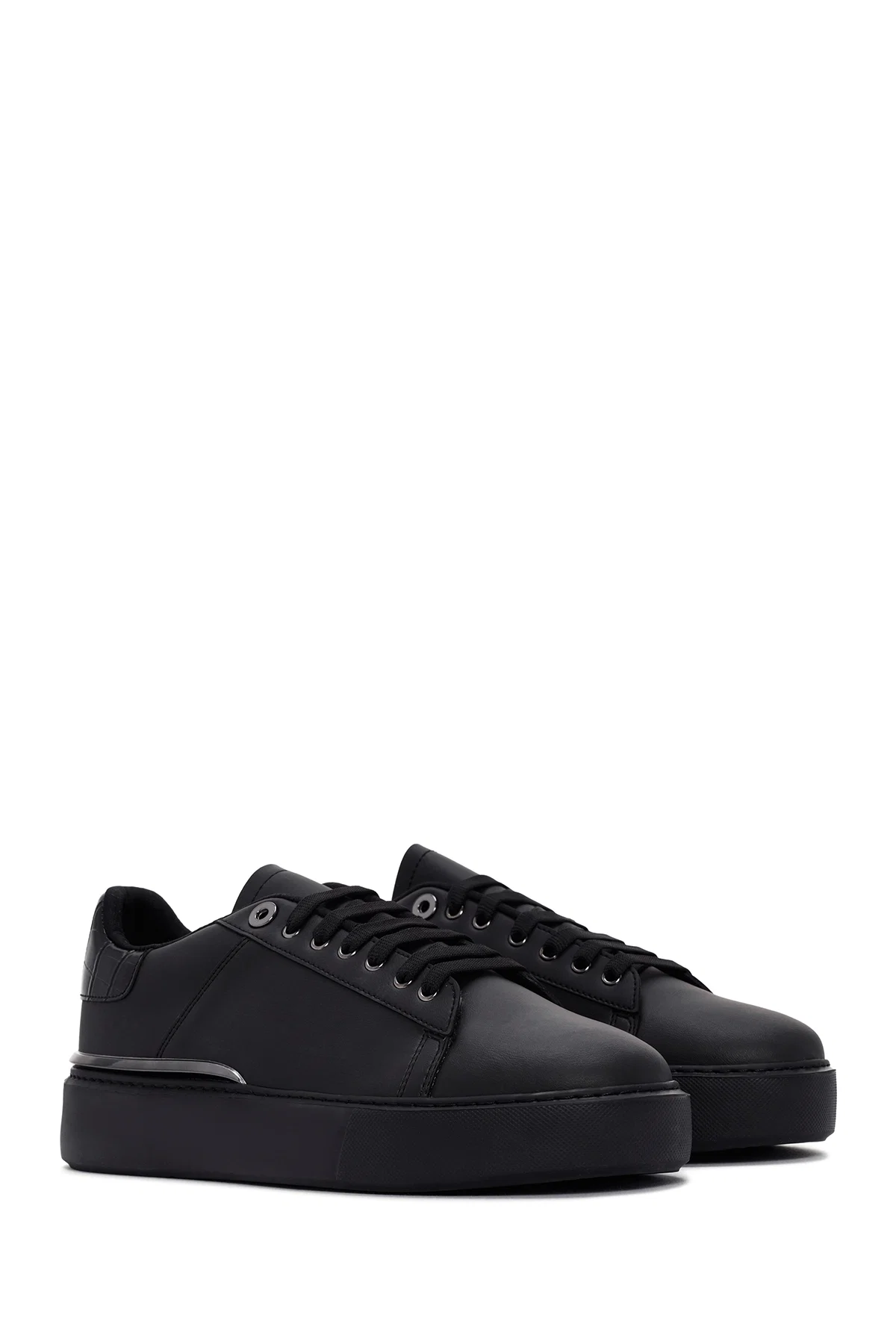 Erkek Siyah Bağcıklı Kalın Tabanlı Sneaker - Image 3
