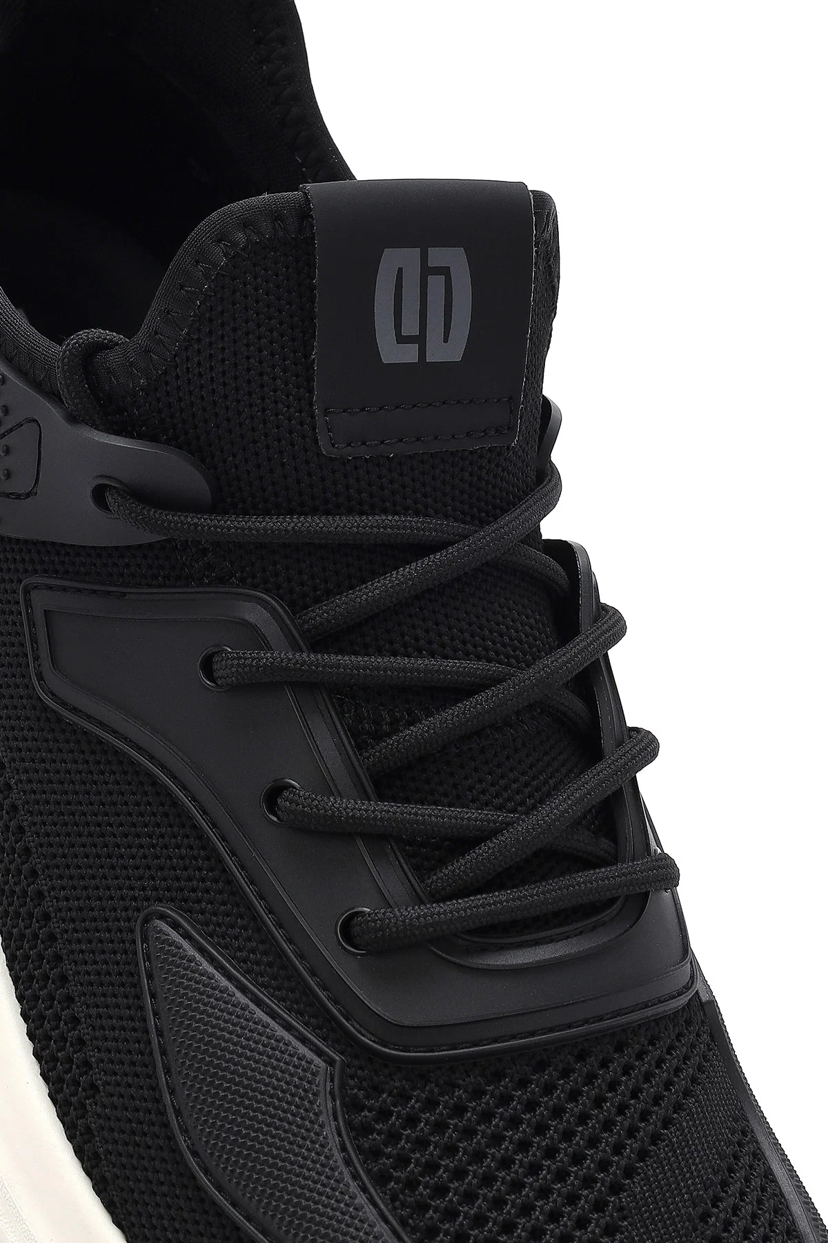 Erkek Siyah Bağcıklı Kalın Tabanlı Sneaker - Image 9