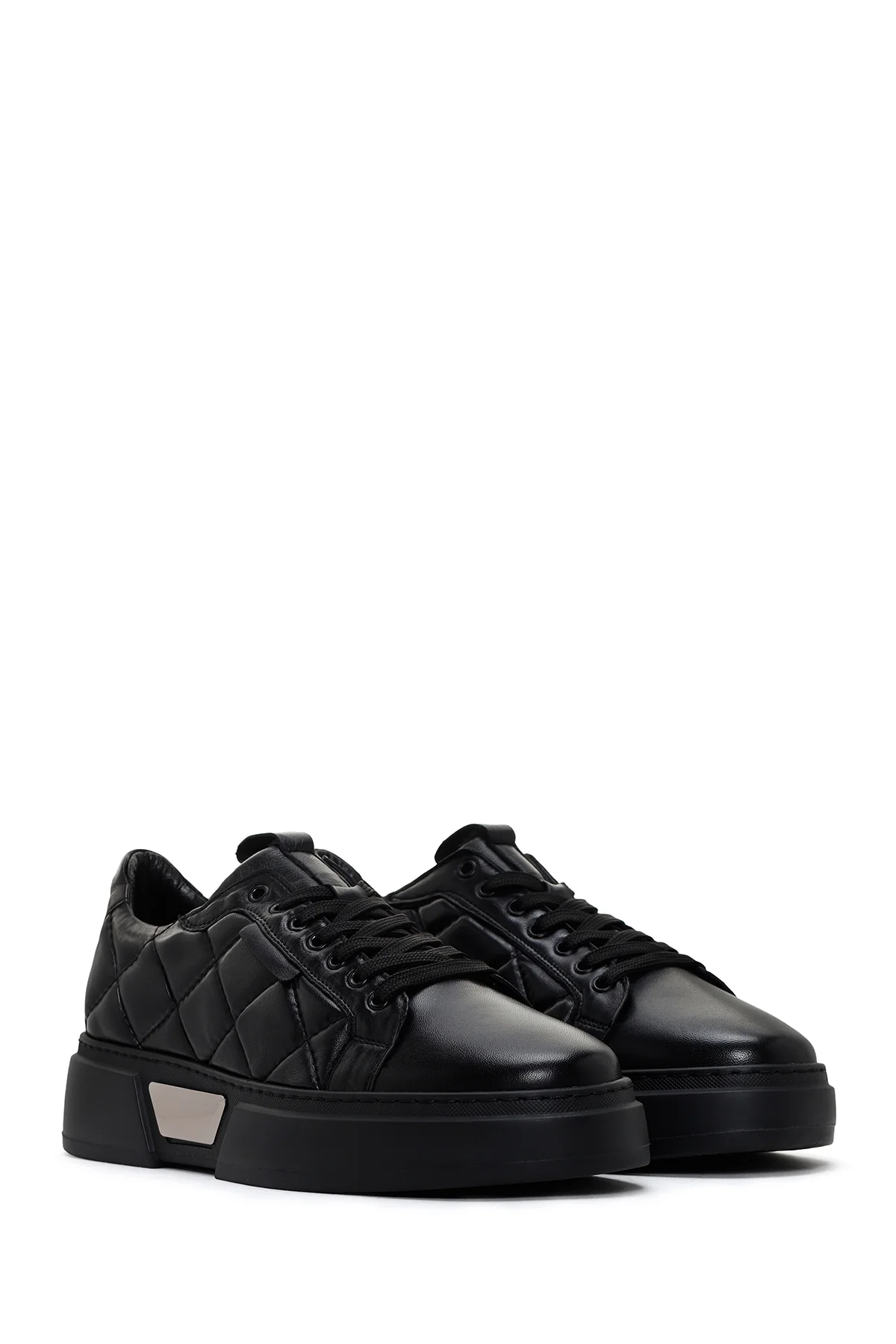 Erkek Siyah Bağcıklı Kapitone Deri Casual Sneaker - Image 3