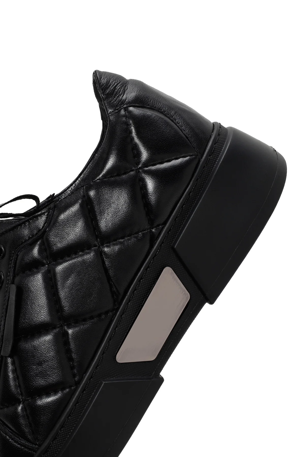 Erkek Siyah Bağcıklı Kapitone Deri Casual Sneaker - Image 7