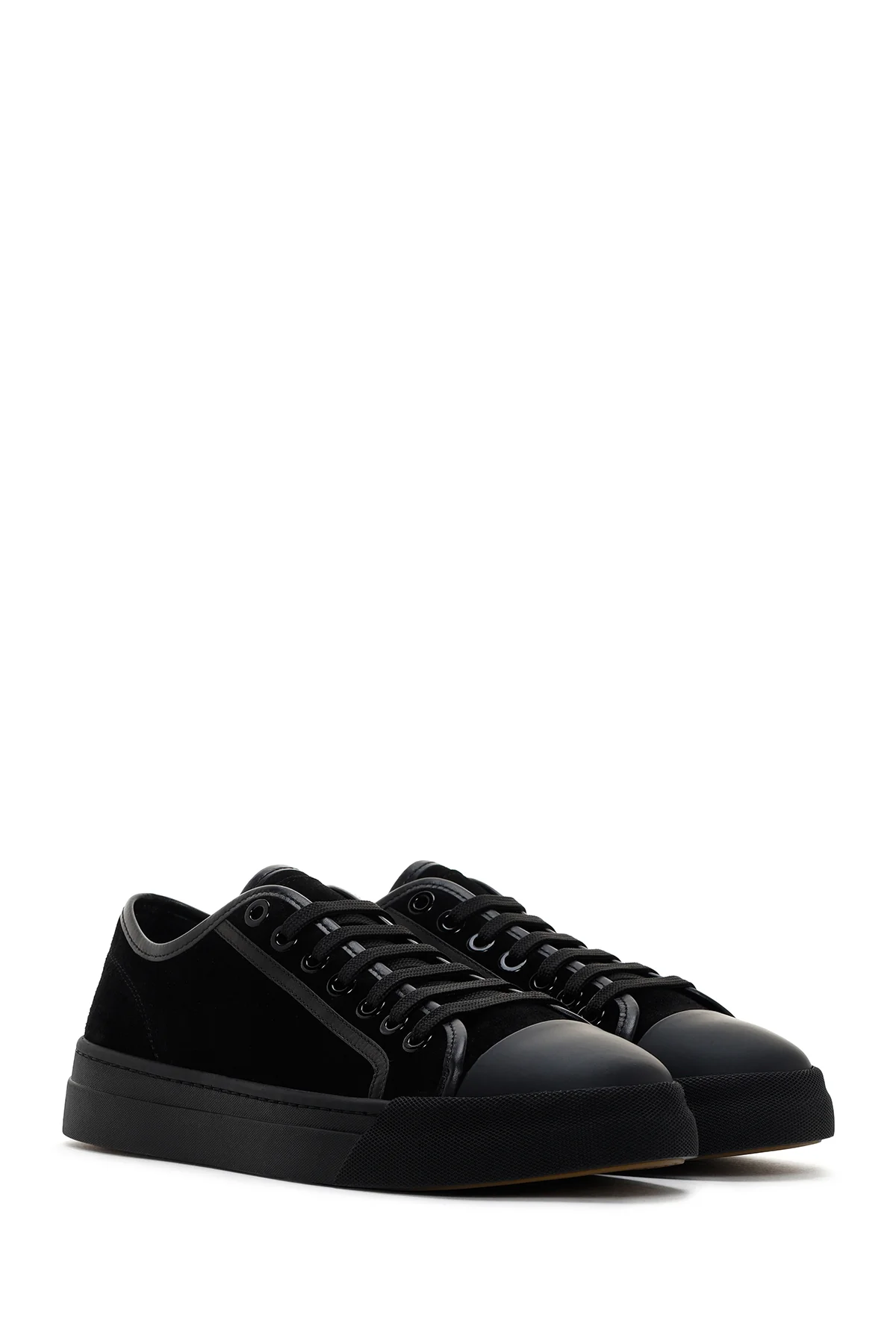 Erkek Siyah Bağcıklı Süet Deri Sneaker - Image 3