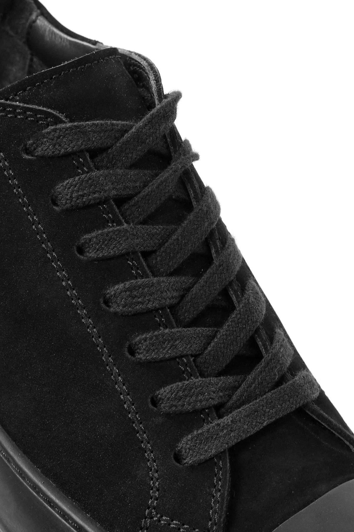 Erkek Siyah Bağcıklı Süet Deri Sneaker - Image 11