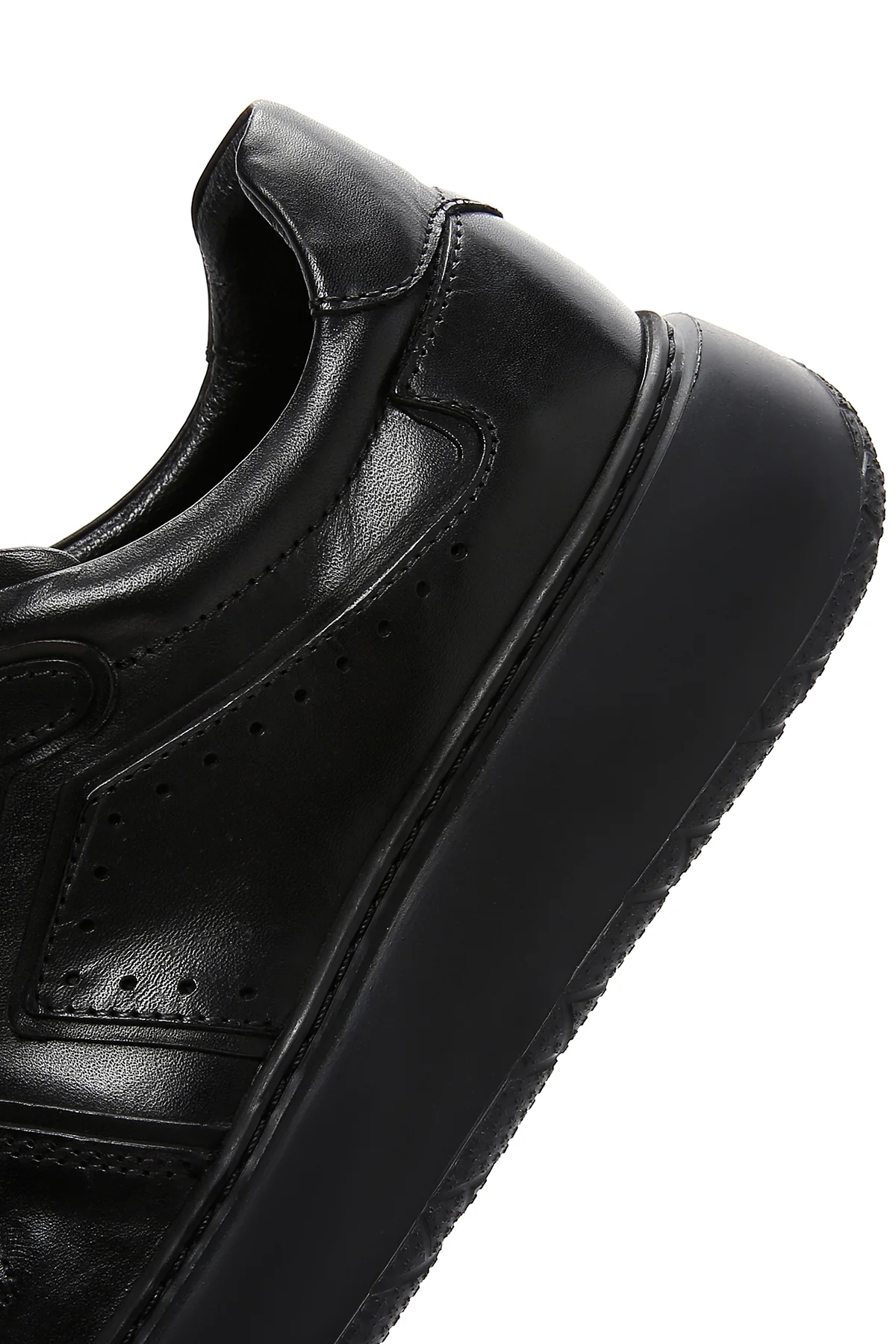 Erkek Siyah Deri Kalın Tabanlı Sneaker - Image 7