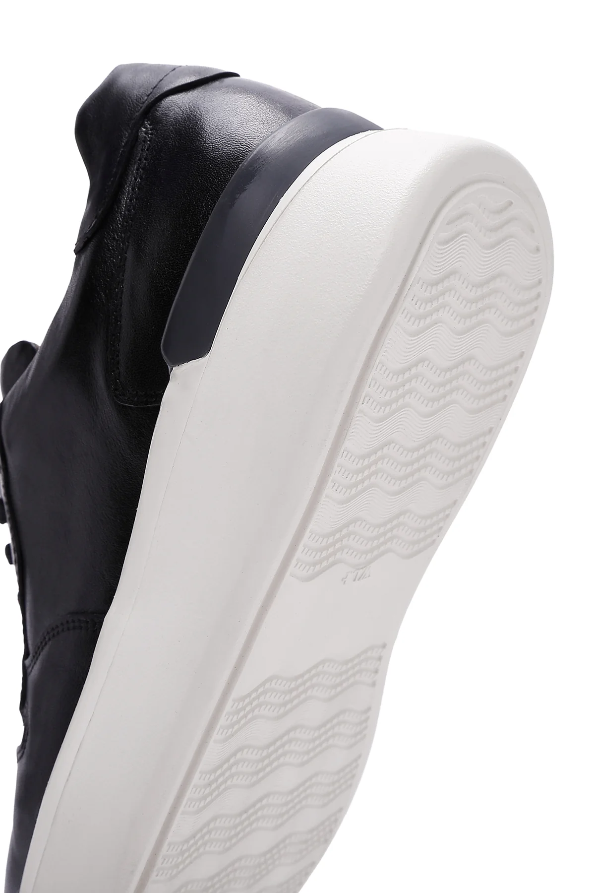 Erkek Siyah Deri Kalın Tabanlı Sneaker - Image 10