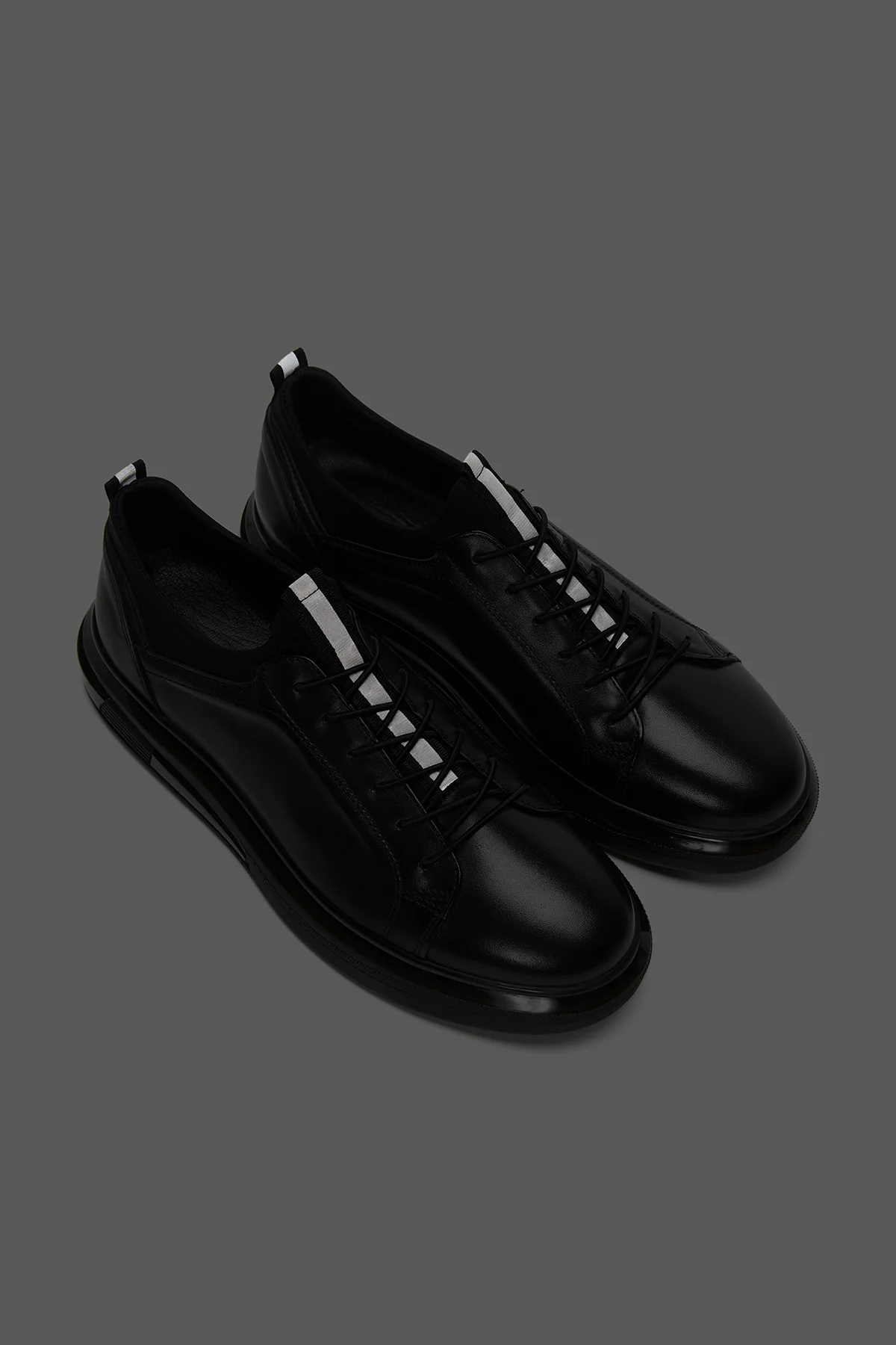 Erkek Siyah Deri Sneaker - Image 9
