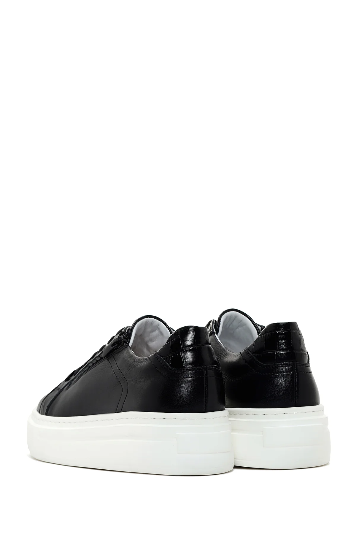 Erkek Siyah Kalın Tabanlı Bağcıklı Deri Sneaker - Image 5