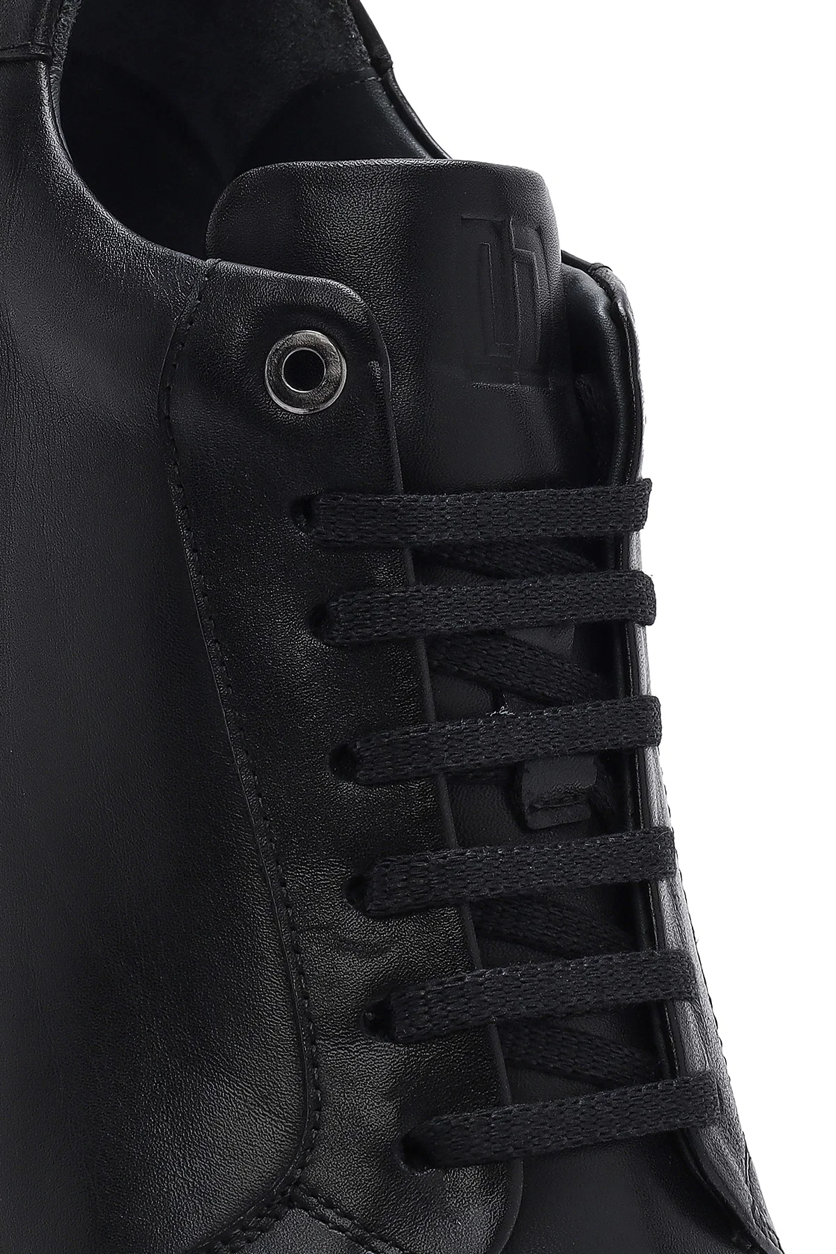 Erkek Siyah Kalın Tabanlı Bağcıklı Deri Sneaker - Image 9